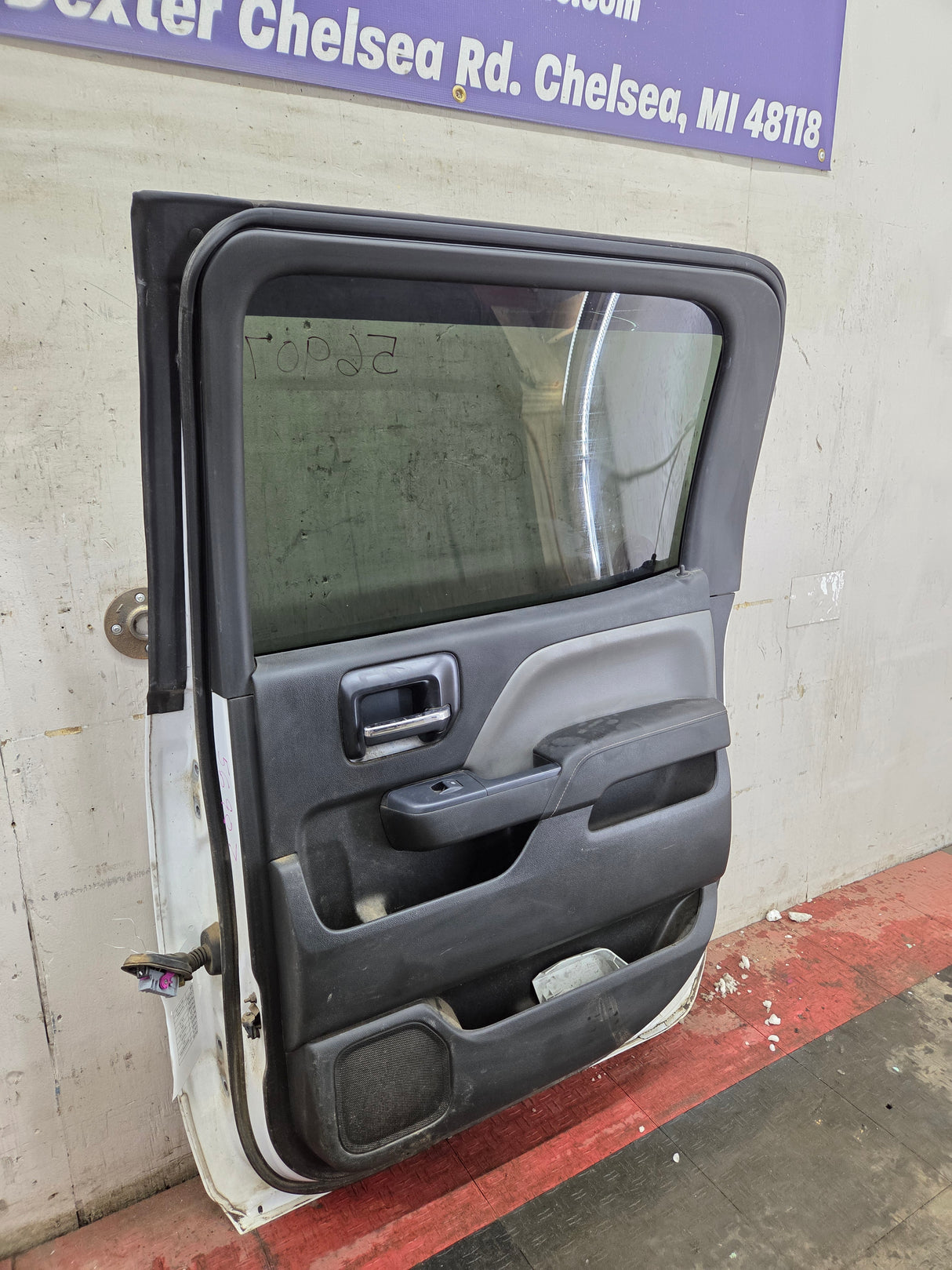 2014-2019 Chevrolet Silverado / GMC Sierra RH Rear Passenger Side Crew Cab Door 1500 2500 3500 HD