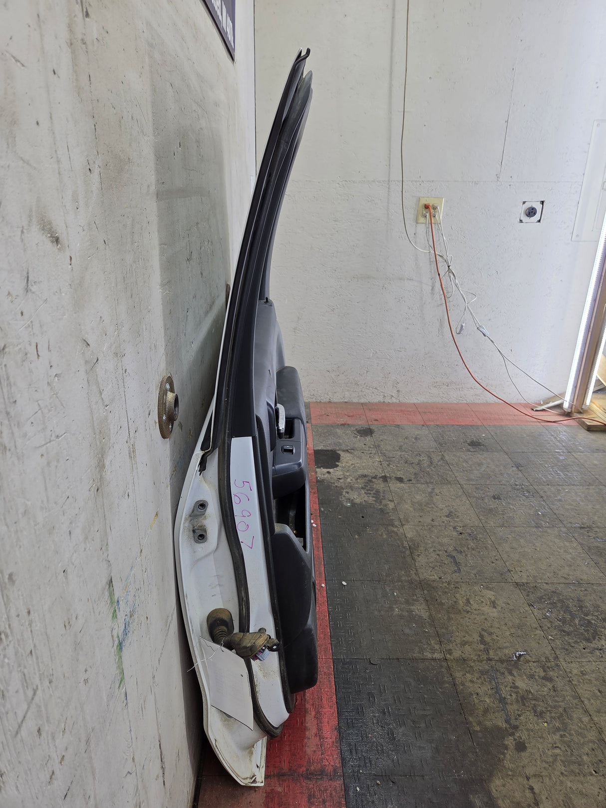 2014-2019 Chevrolet Silverado / GMC Sierra RH Rear Passenger Side Crew Cab Door 1500 2500 3500 HD