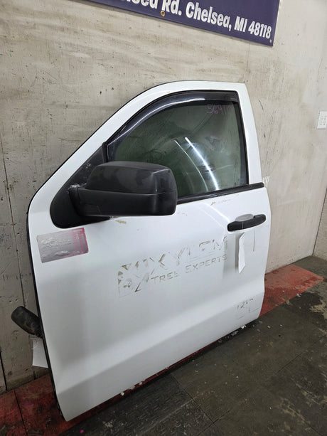 2014-2019 Chevrolet Silverado / GMC Sierra LH Front Driver Side Crew Cab Door 1500 25000 3500 HD
