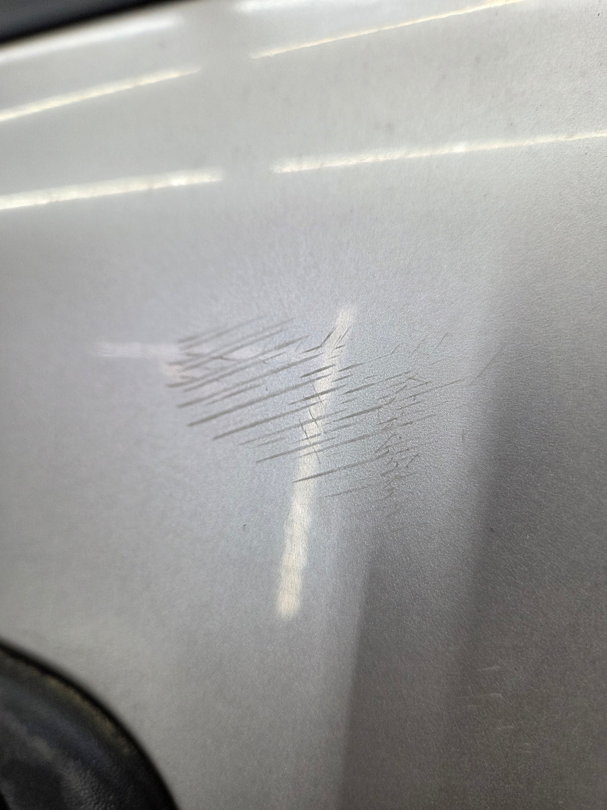 1999-2006 Chevrolet Silverado / GMC Sierra 1500 2500 3500 HD Rear Passenger side Crew Cab rear door RH - Fine Silver Birch Metallic