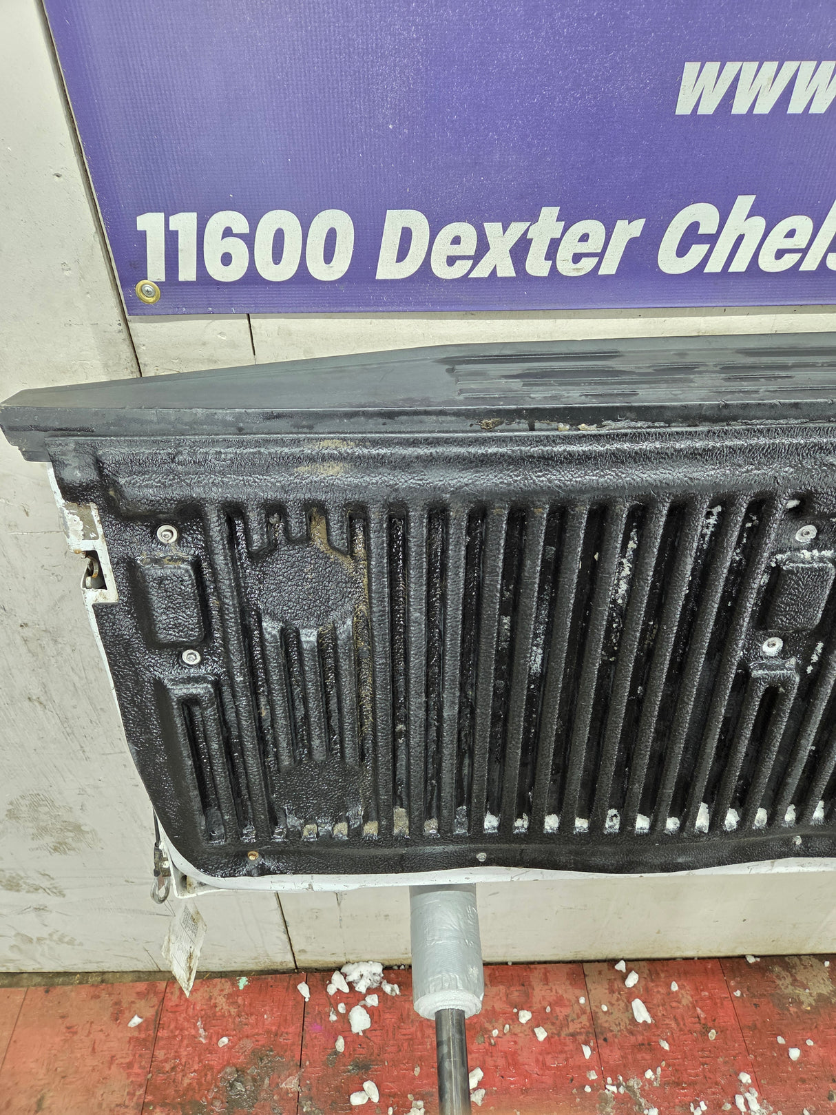 2015-2017 Ford F150 Tailgate - Oxford White