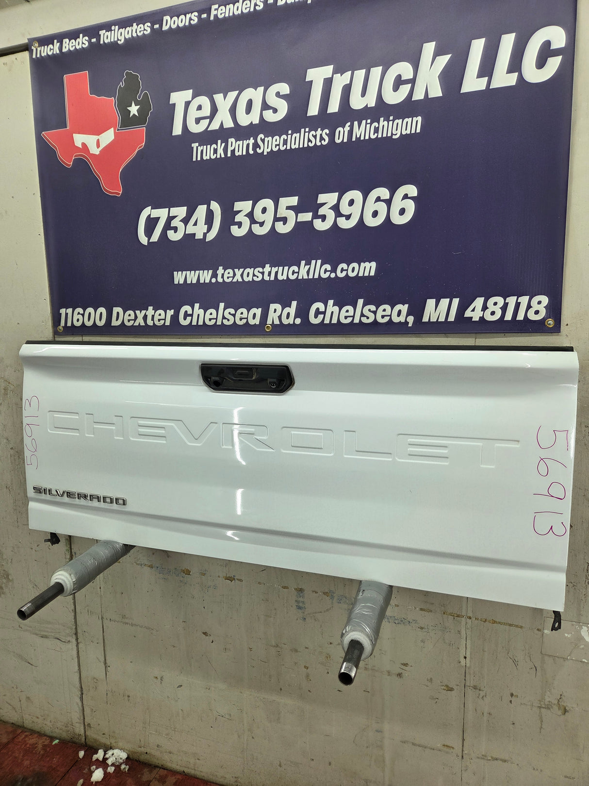 2019-2025 Chevrolet Silverado 2500 3500 Truck Tailgate