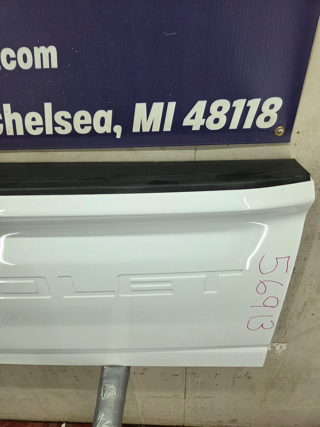 2019-2025 Chevrolet Silverado 2500 3500 Truck Tailgate