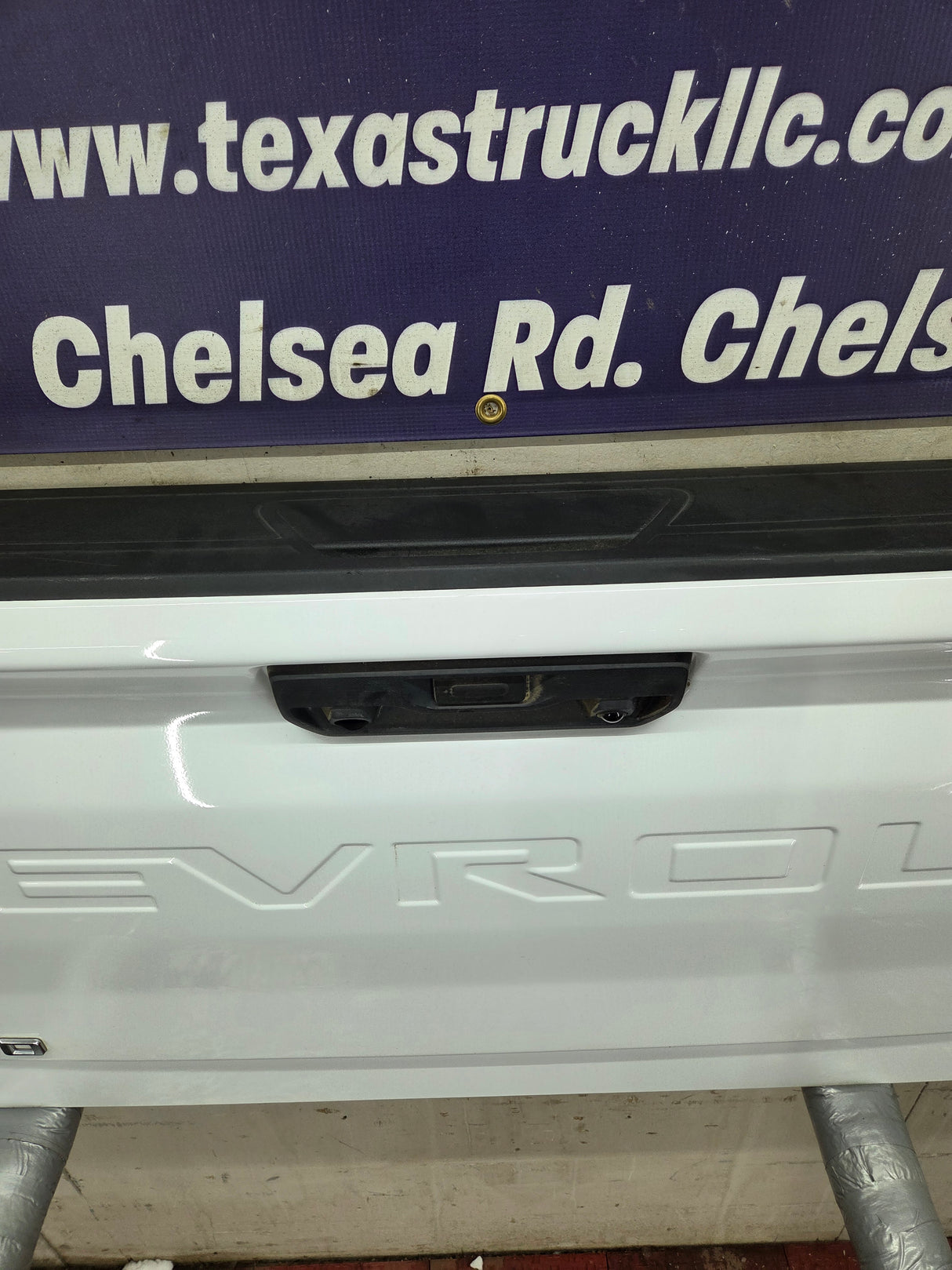 2019-2025 Chevrolet Silverado 2500 3500 Truck Tailgate