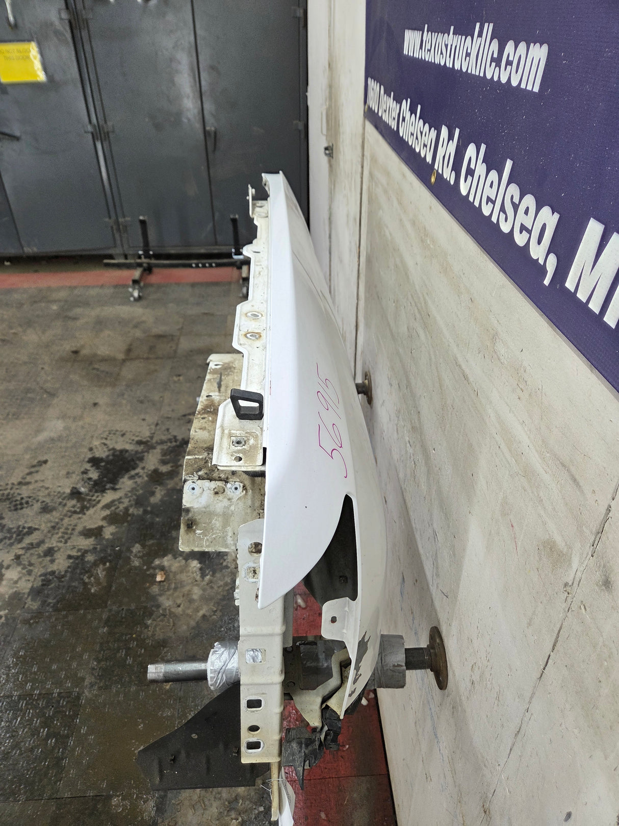 2014-2019 Chevrolet Silverado Passenger Side Front RH Fender 1500 2500 3500 HD