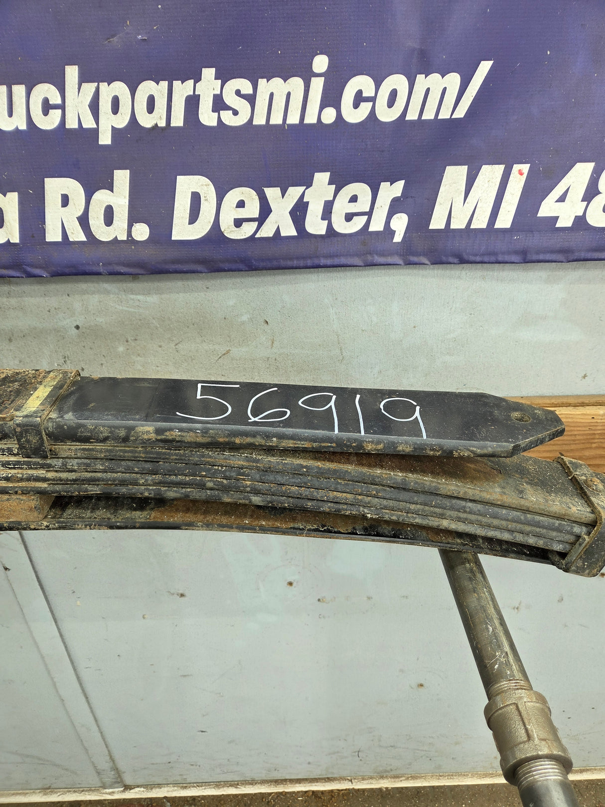 2008-2010 Ford F250 F350 Super Duty Rear Leaf Spring (1)