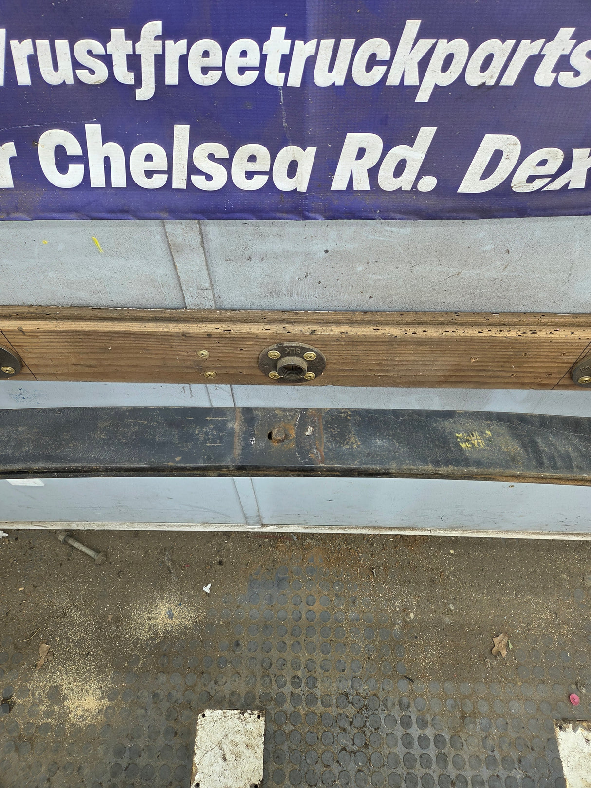 1999-2004 Ford F250 F350 Super Duty Excursion Front Leaf Spring