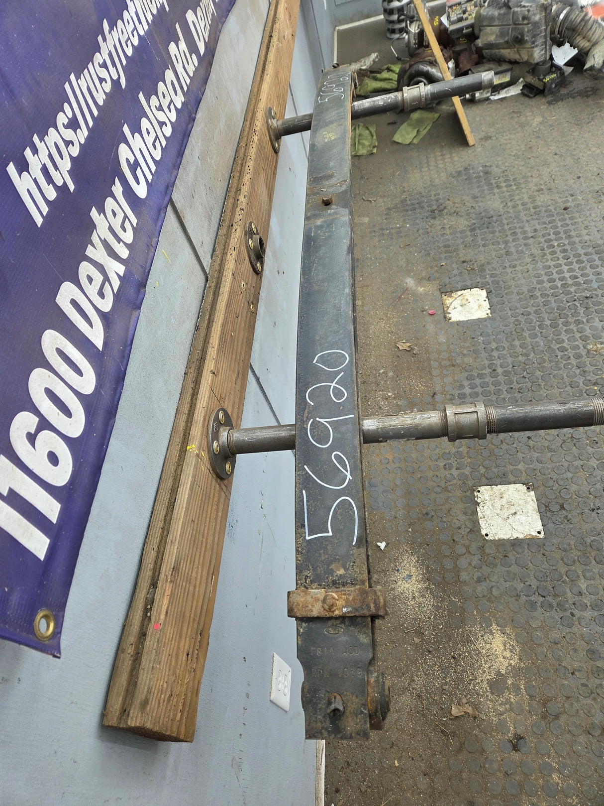 1999-2004 Ford F250 F350 Super Duty Excursion Front Leaf Spring