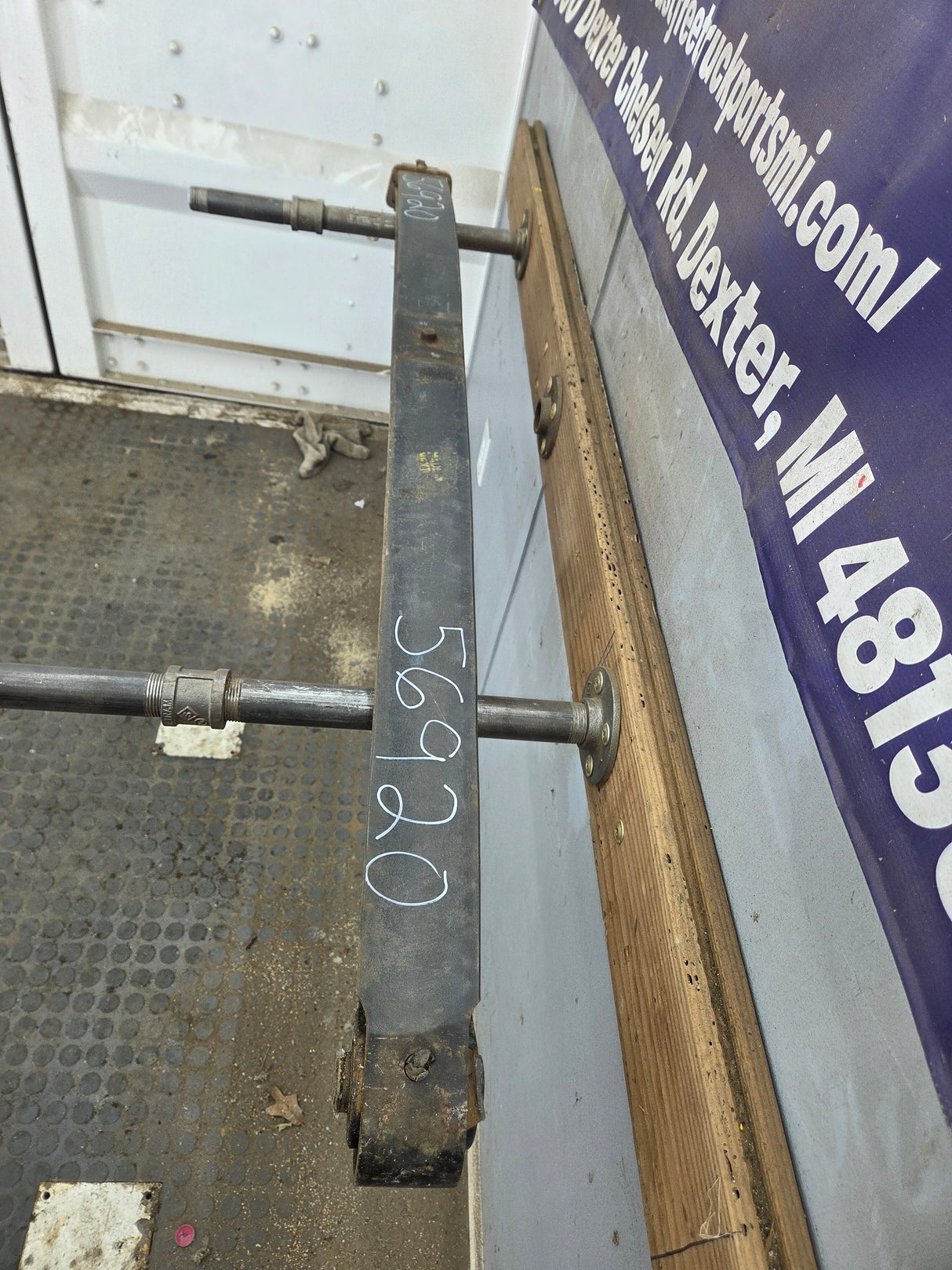 1999-2004 Ford F250 F350 Super Duty Excursion Front Leaf Spring