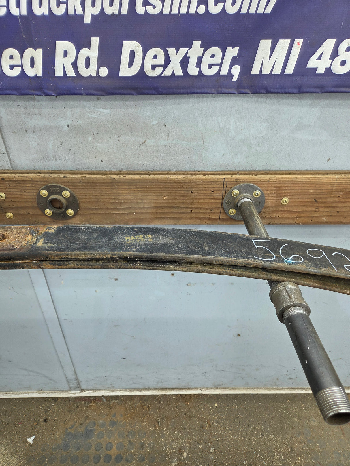 1999-2004 Ford F250 F350 Super Duty Excursion Front Leaf Spring