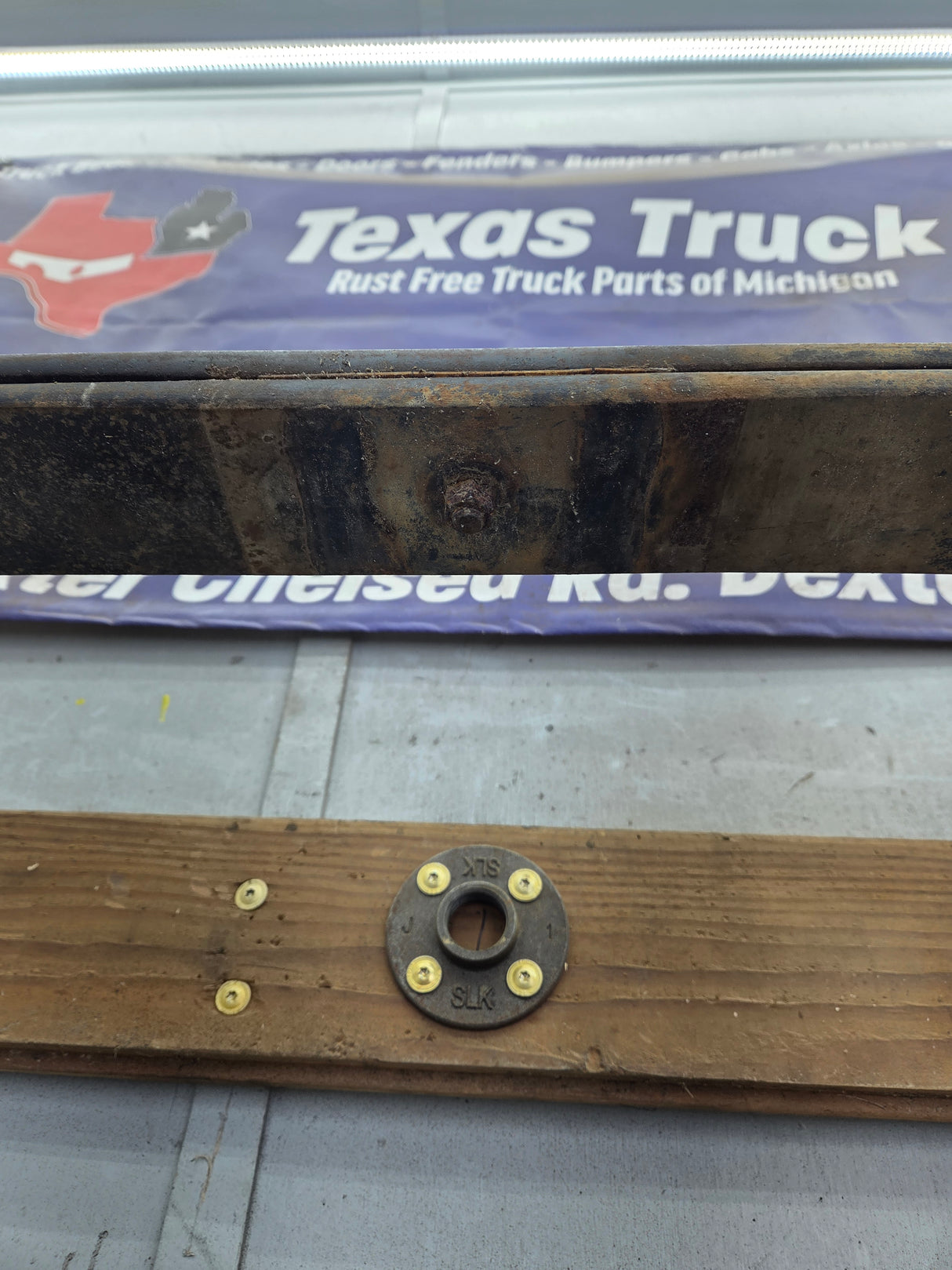 1999-2004 Ford F250 F350 Super Duty Excursion Front Leaf Spring