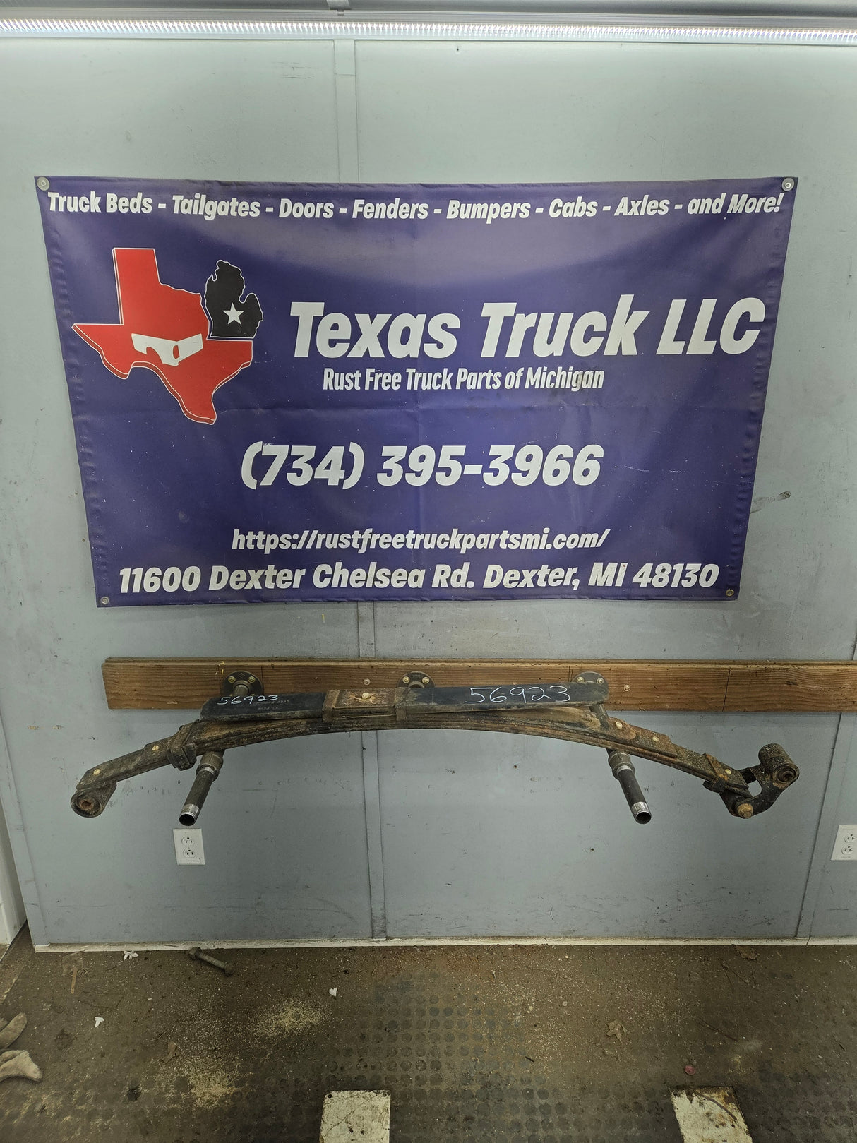 2008-2010 Ford F250 F350 Super Duty Rear Leaf Spring (1)
