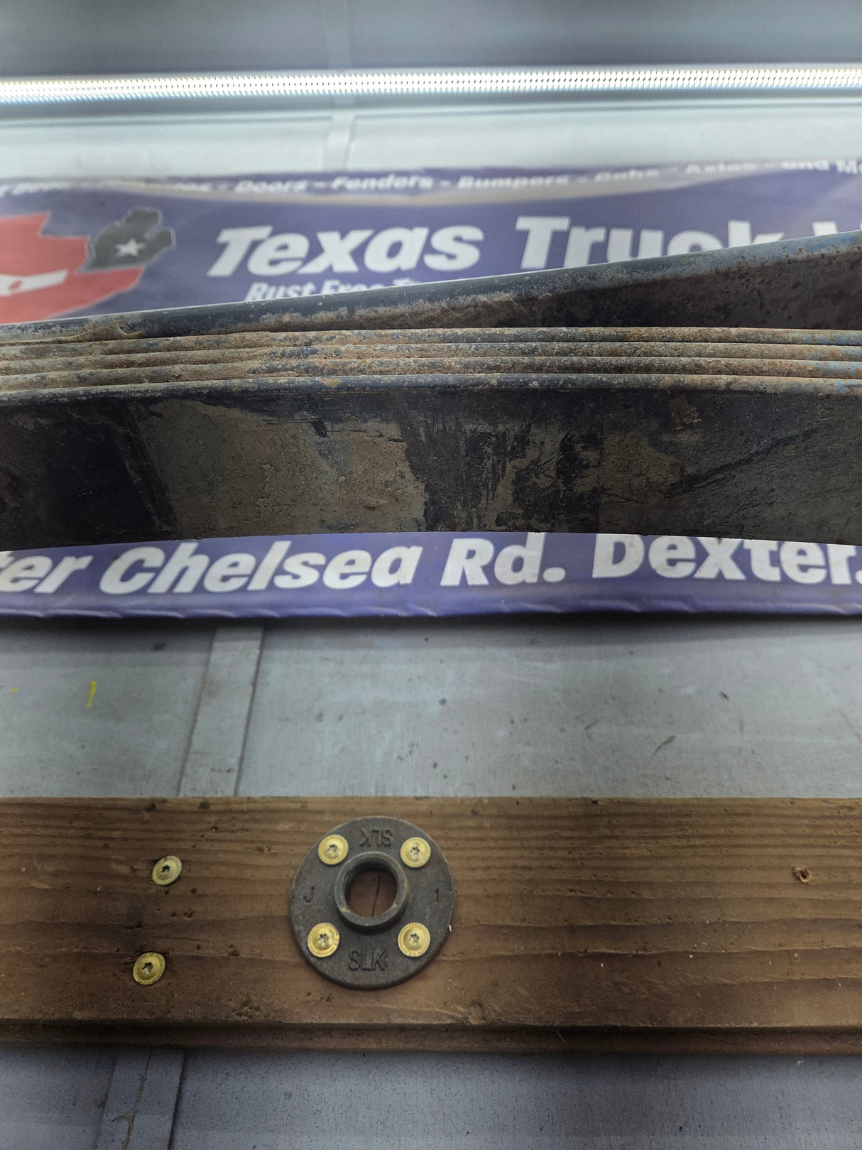 1999-2007 Ford F250 F350 Super Duty Rear Leaf Spring - 1