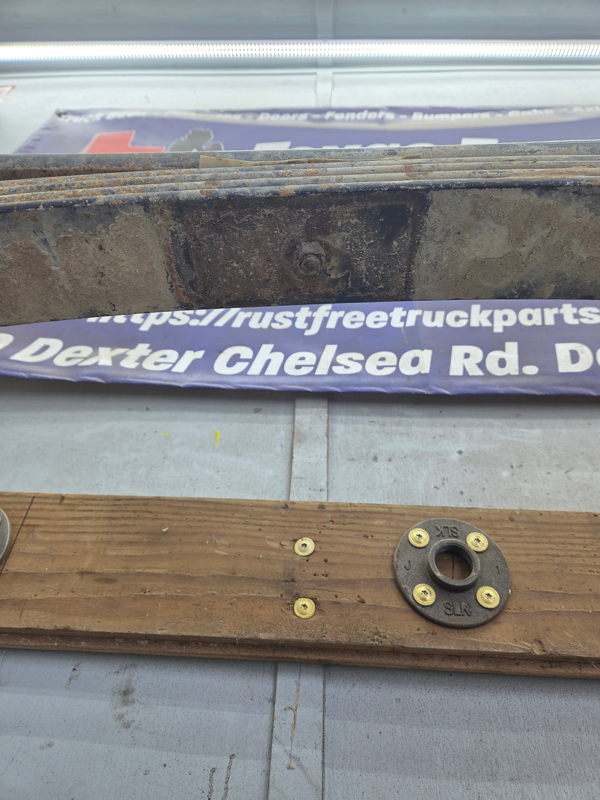 1999-2007 Ford F250 F350 Super Duty Rear Leaf Spring - 1
