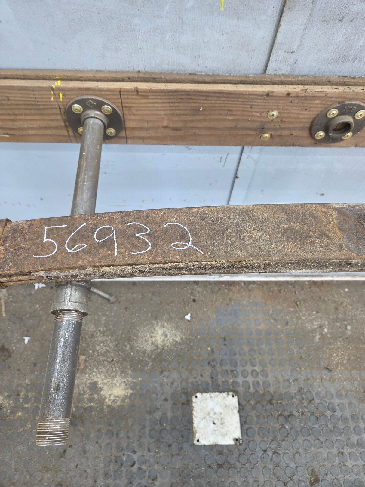 1999-2004 Ford F250 F350 Super Duty Excursion Front Leaf Spring