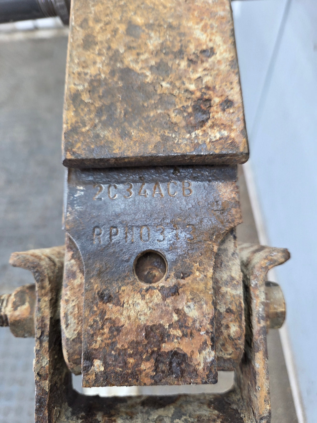 1999-2004 Ford F250 F350 Super Duty Excursion Front Leaf Spring