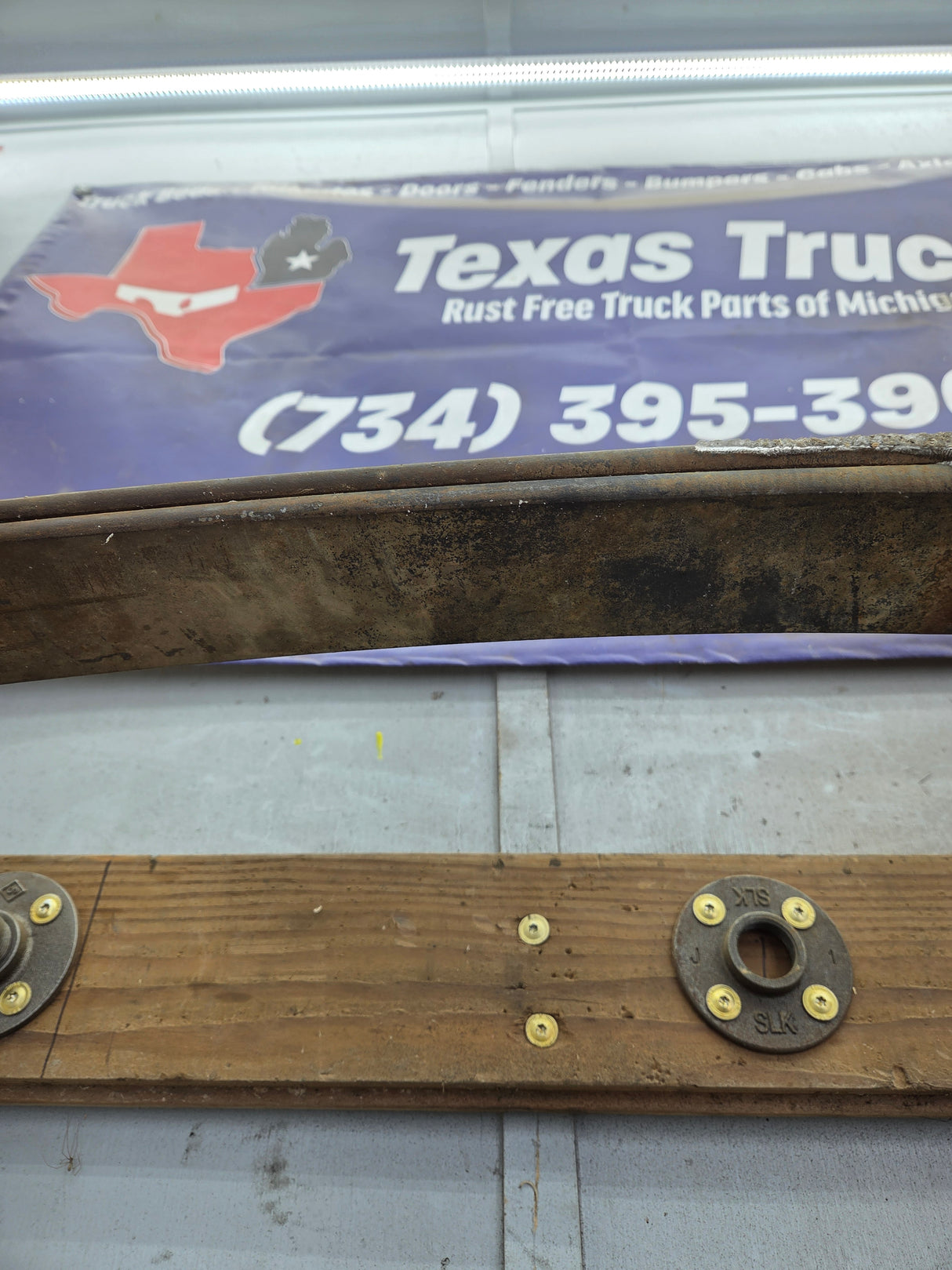 1999-2004 Ford F250 F350 Super Duty Excursion Front Leaf Spring