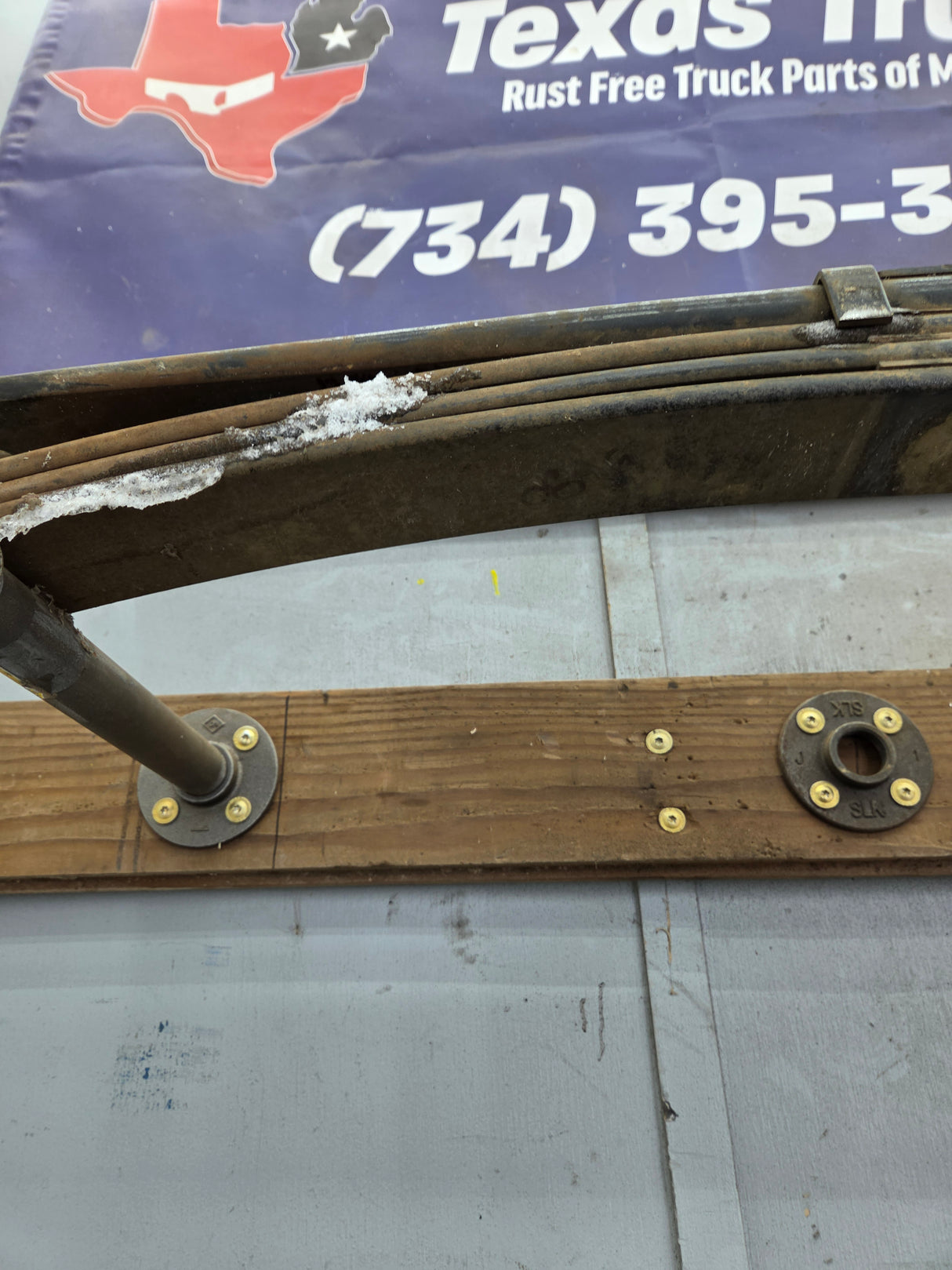 2008-2010 Ford F250 F350 Super Duty Rear Leaf Spring (1)