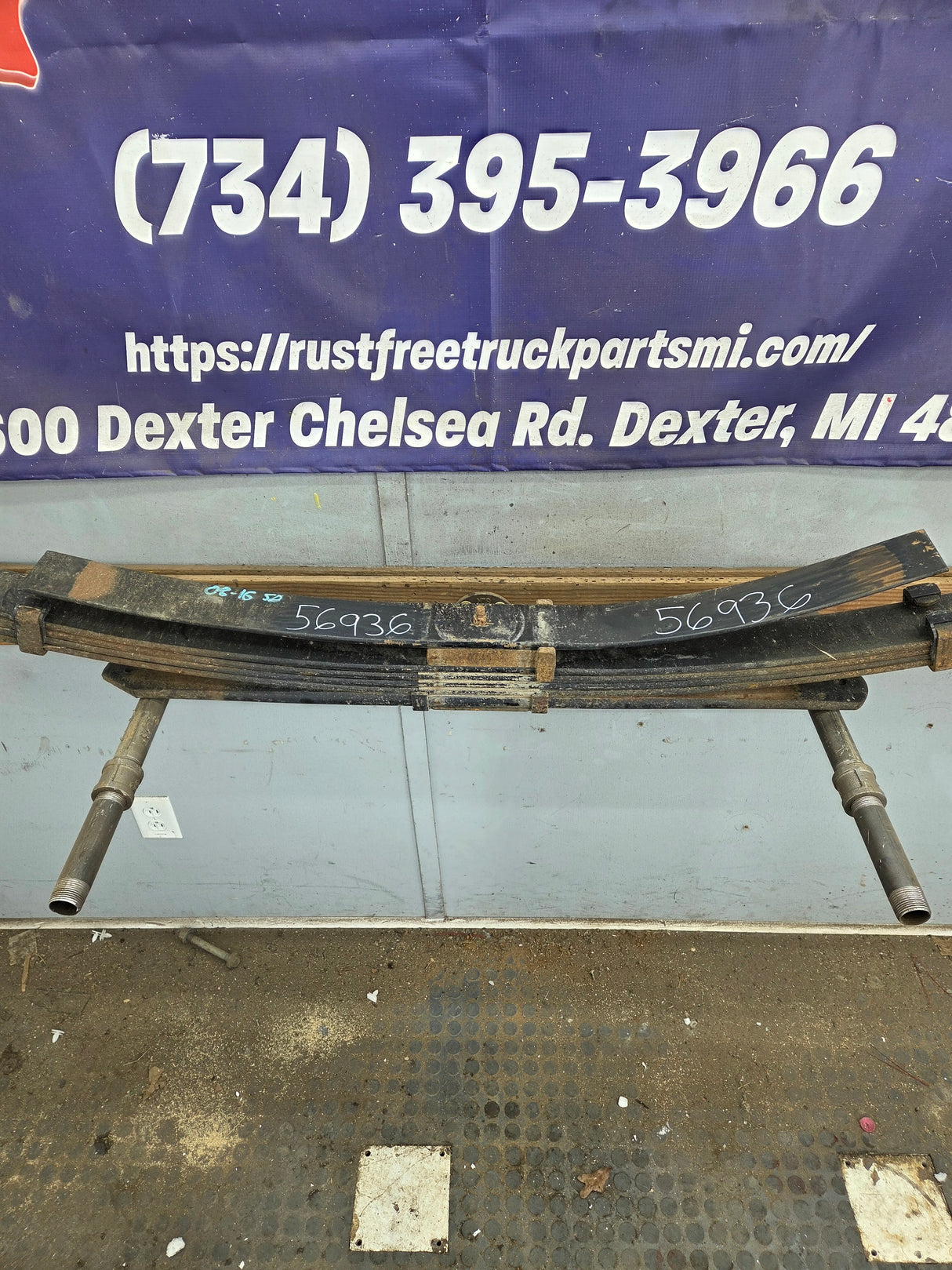 2008-2010 Ford F250 F350 Super Duty Rear Leaf Spring (1)