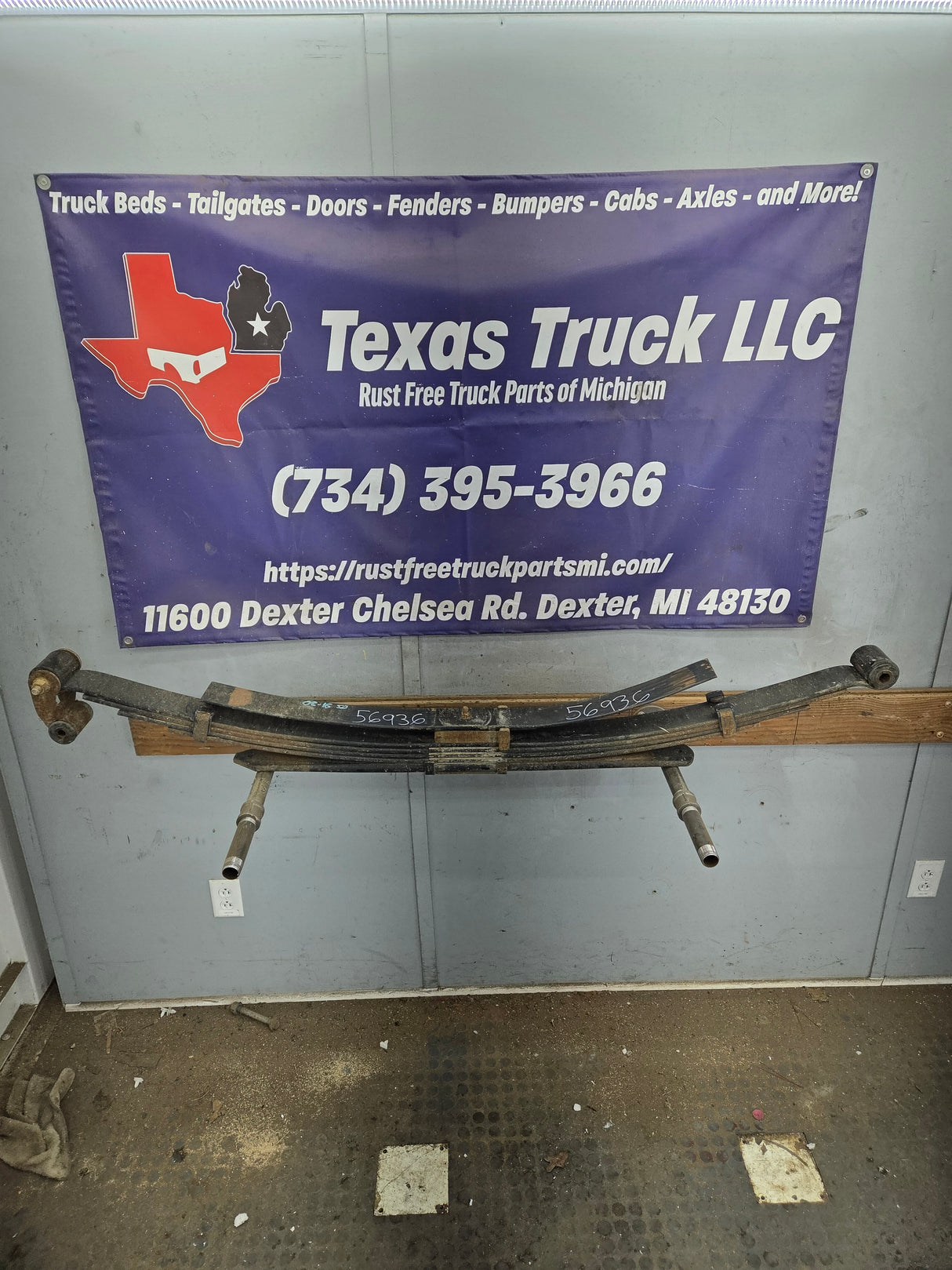 2008-2010 Ford F250 F350 Super Duty Rear Leaf Spring (1)