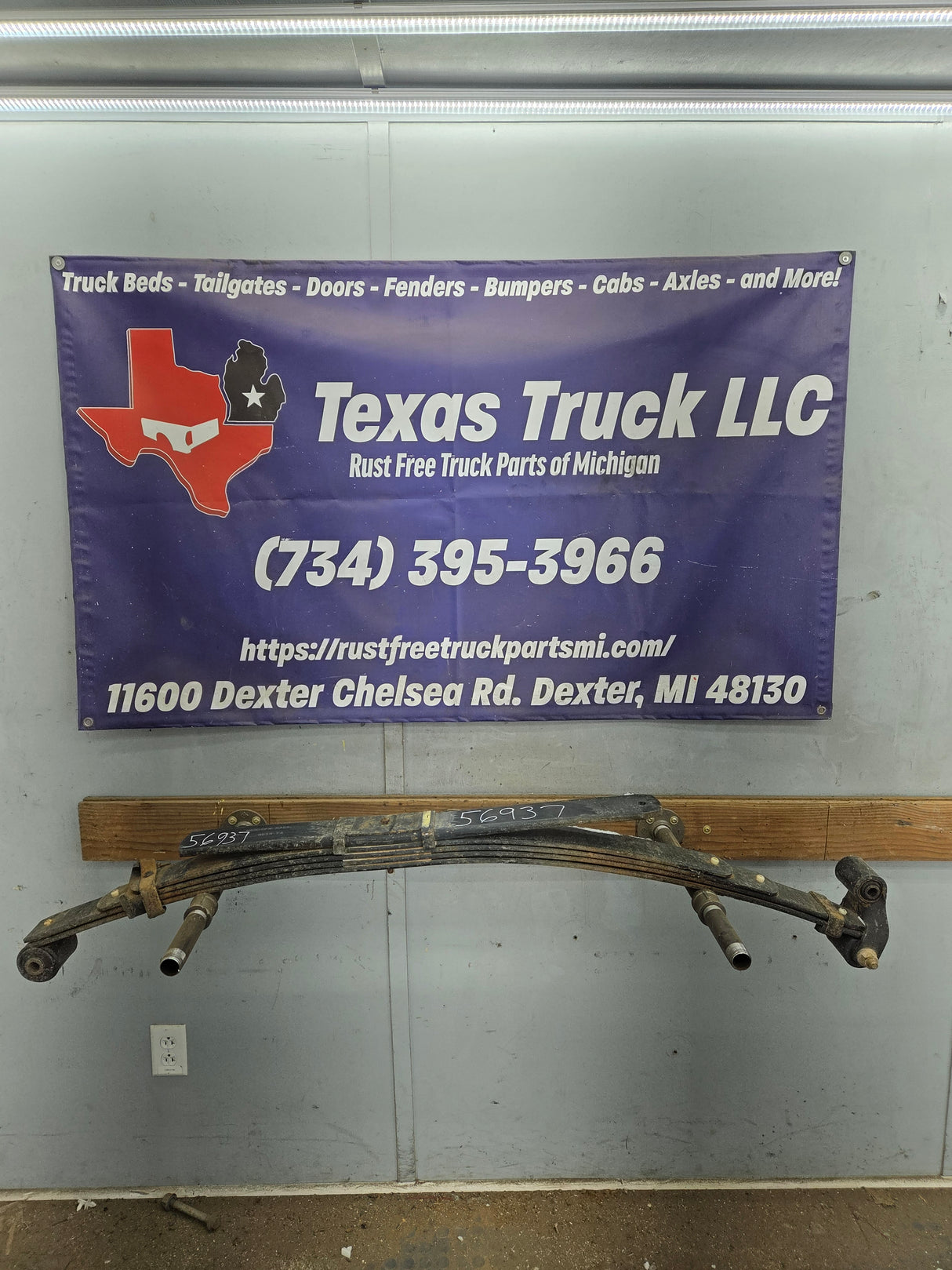 1999-2007 Ford F250 F350 Super Duty Rear Leaf Spring - 1