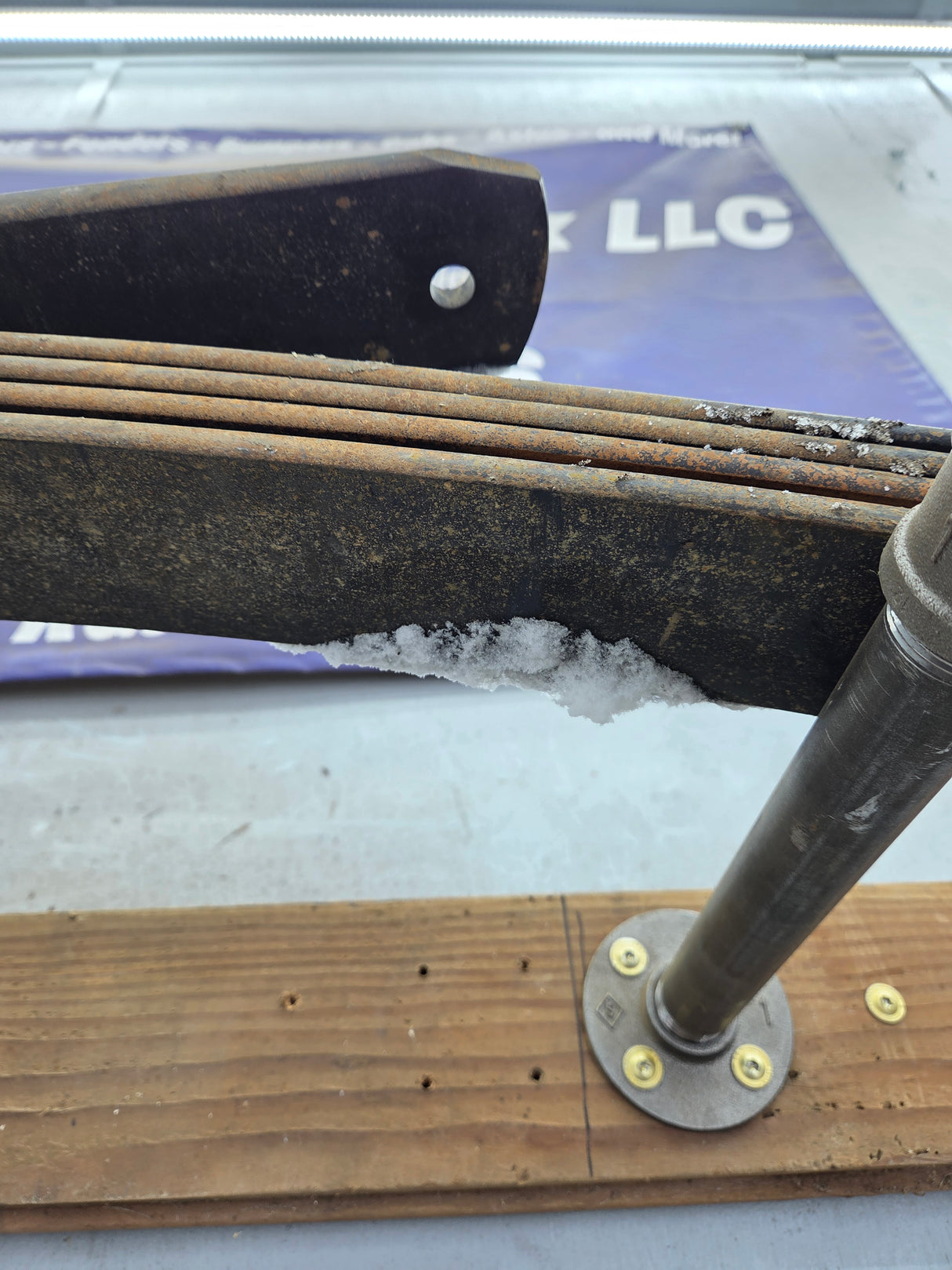 1999-2007 Ford F250 F350 Super Duty Rear Leaf Spring - 1