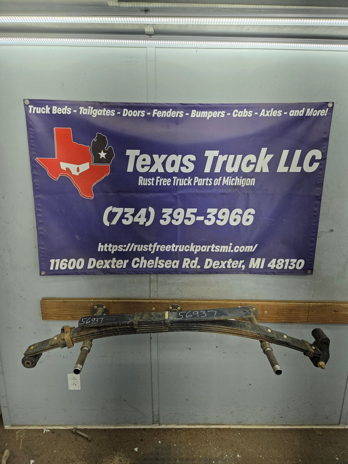 1999-2007 Ford F250 F350 Super Duty Rear Leaf Spring - 1