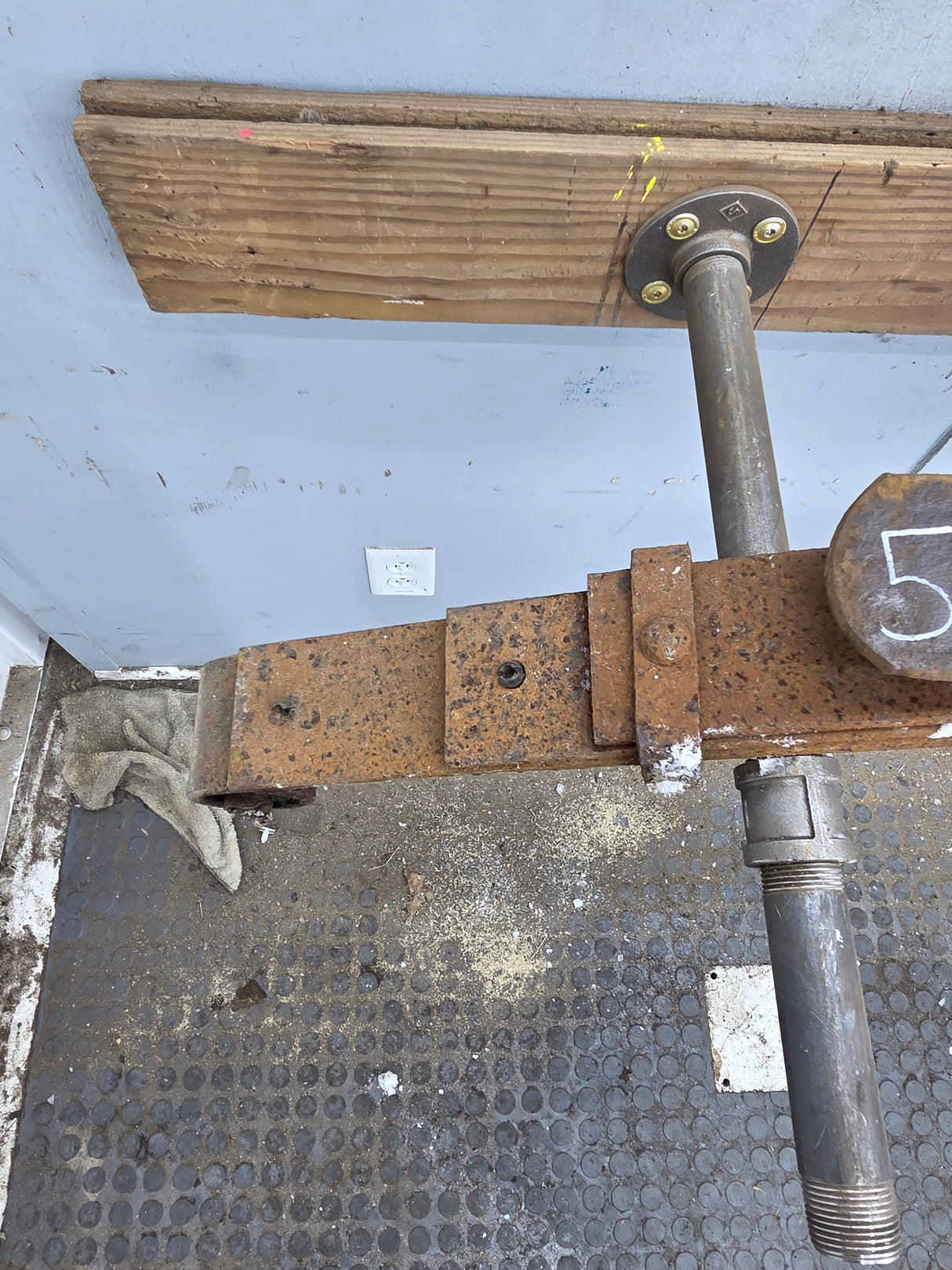 1999-2007 Ford F250 F350 Super Duty Rear Leaf Spring - 1