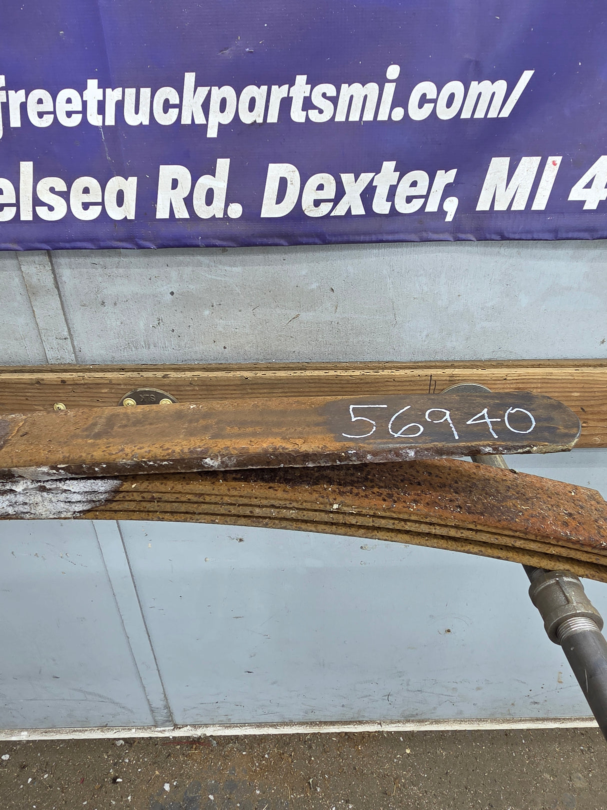 1999-2007 Ford F250 F350 Super Duty Rear Leaf Spring - 1