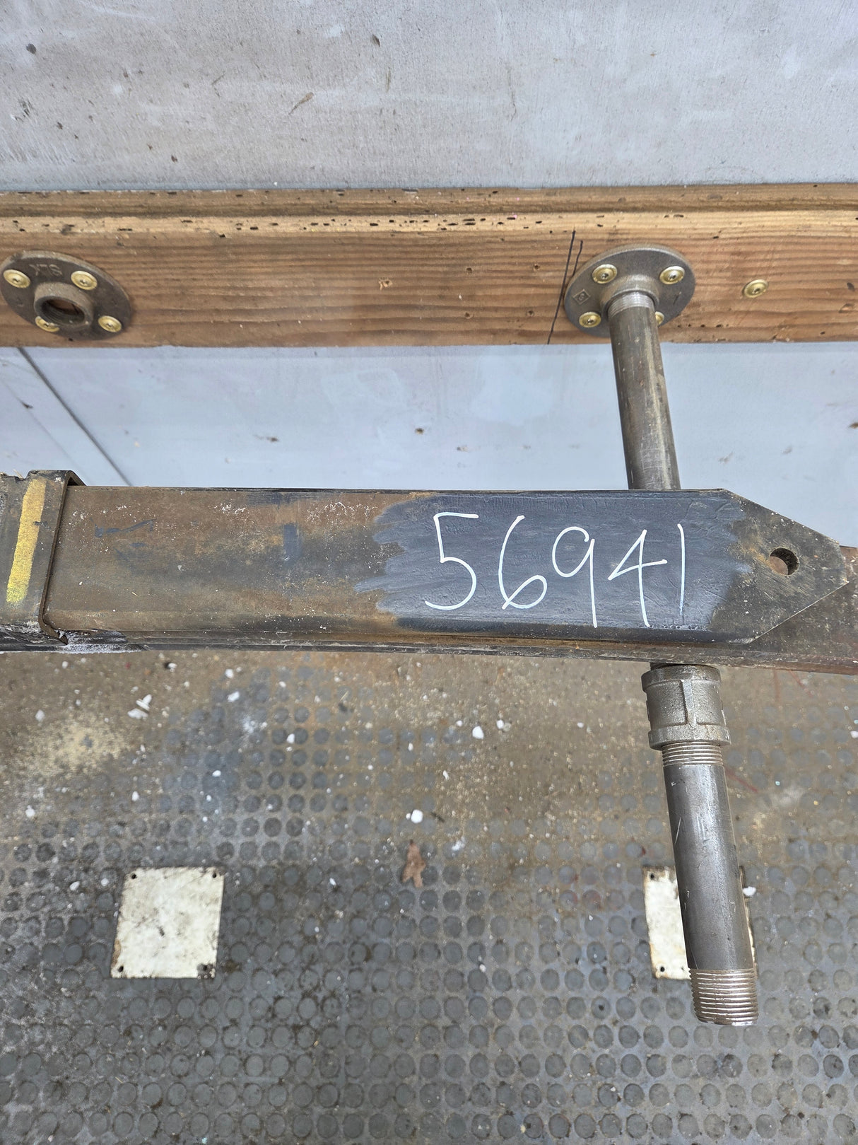 2008-2010 Ford F250 F350 Super Duty Rear Leaf Spring (1)