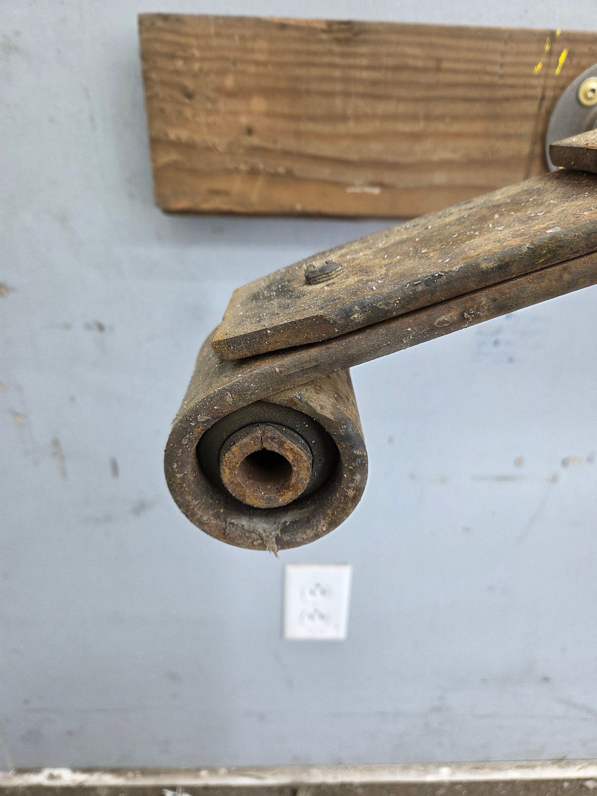 1999-2007 Ford F250 F350 Super Duty Rear Leaf Spring - 1