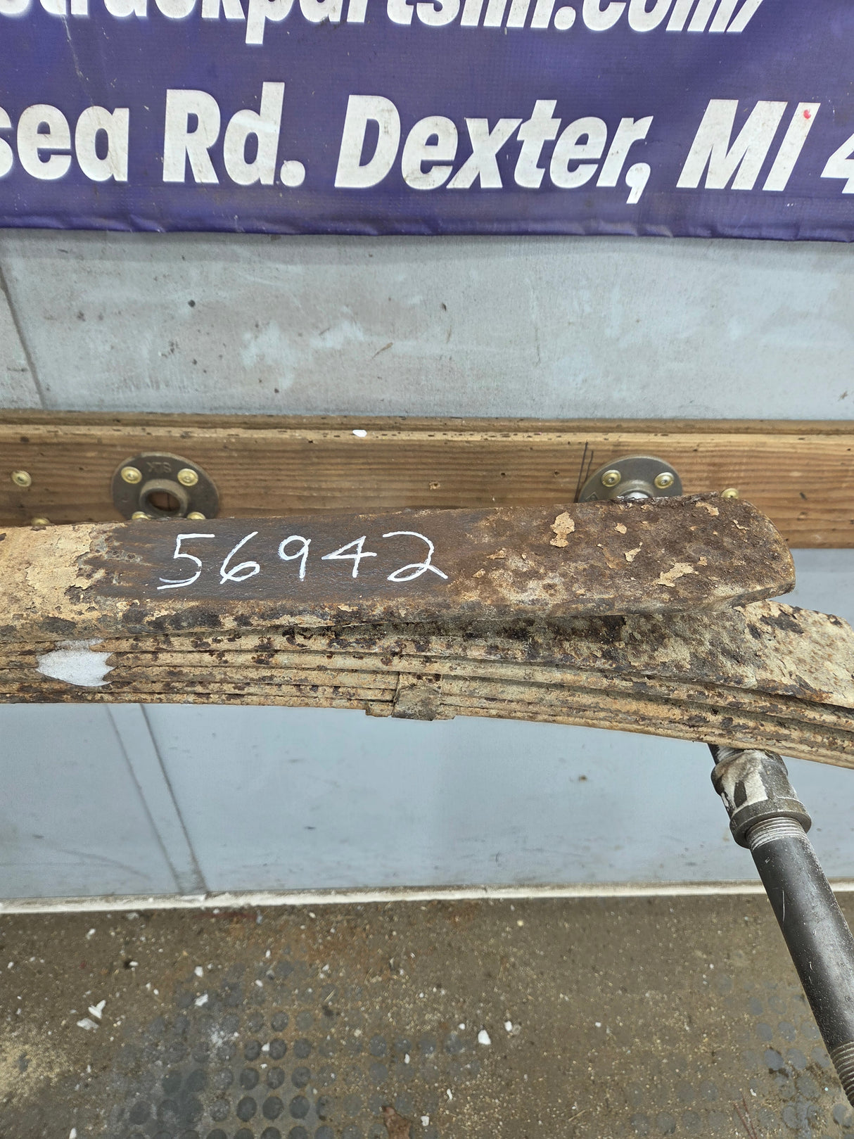 1999-2007 Ford F250 F350 Super Duty Rear Leaf Spring - 1