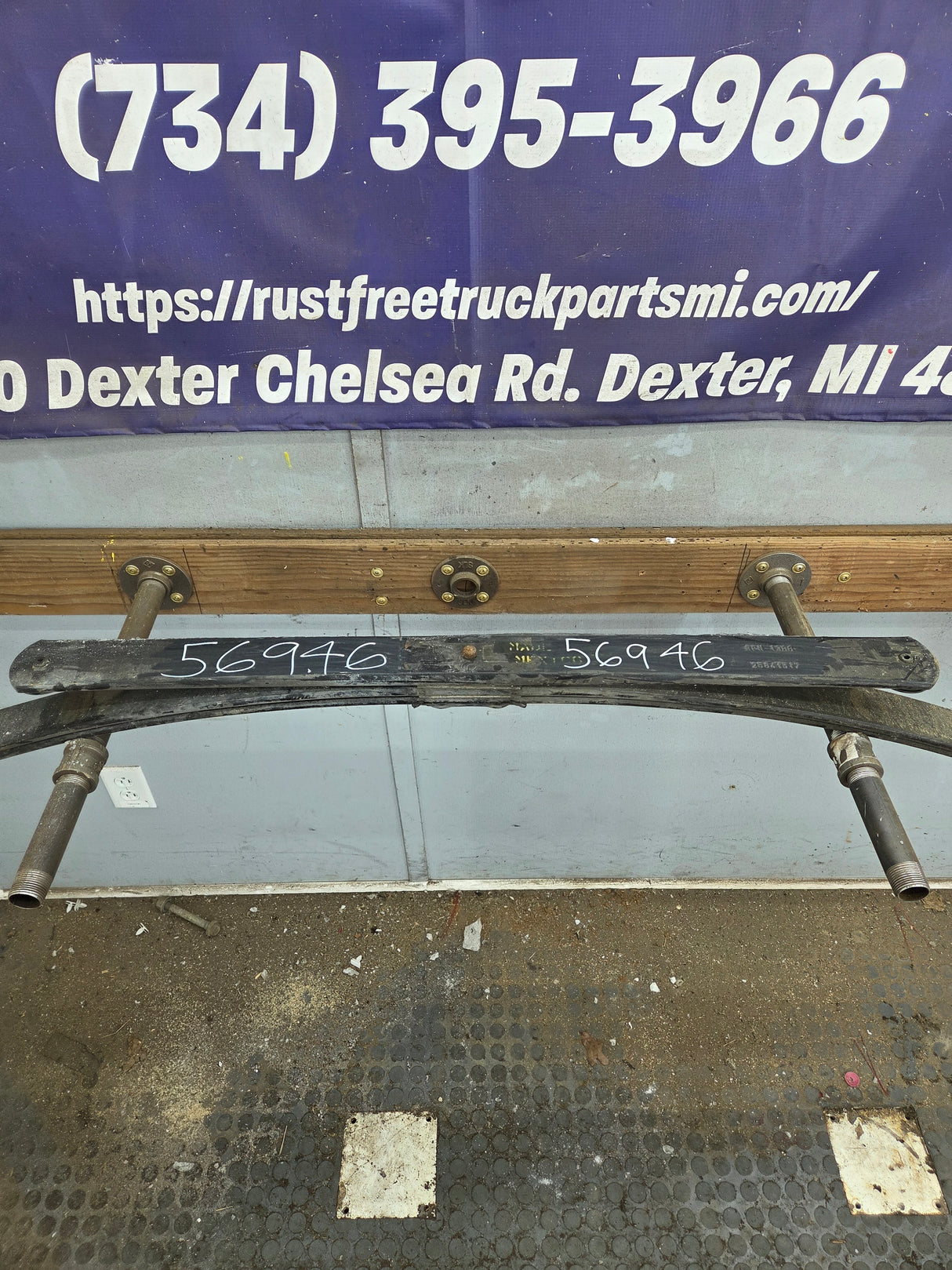 2007-2013 Chevrolet Silverado / GMC Sierra 1500 Rear Leaf Spring - 1