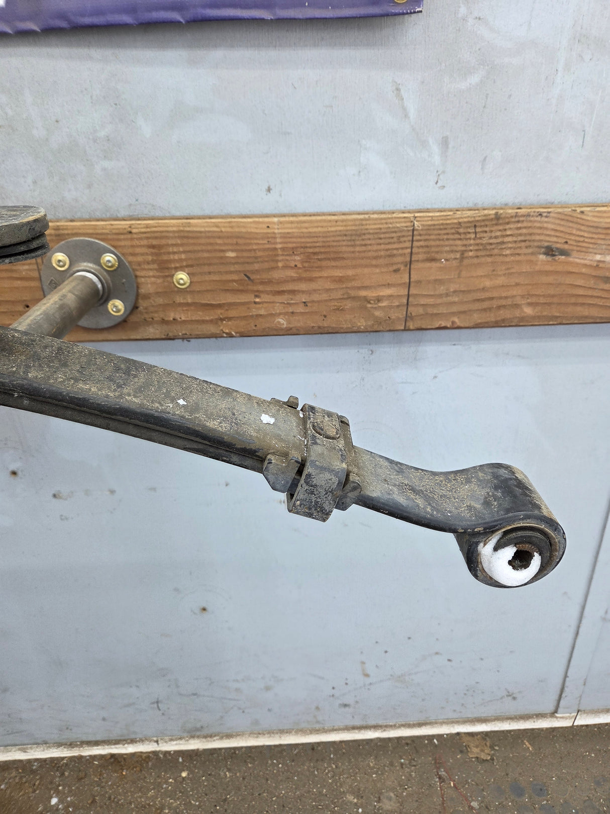 2007-2013 Chevrolet Silverado / GMC Sierra 1500 Rear Leaf Spring - 1