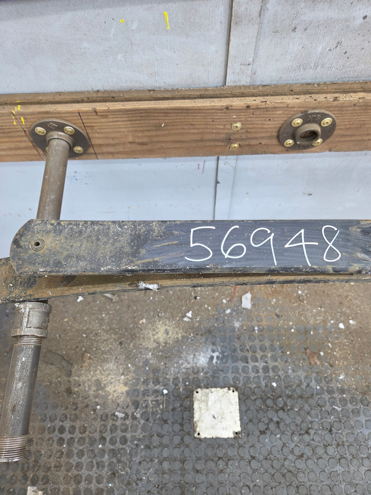 1999-2006 Chevrolet Silverado / GMC Sierra 1500 Rear Leaf Spring - (1)