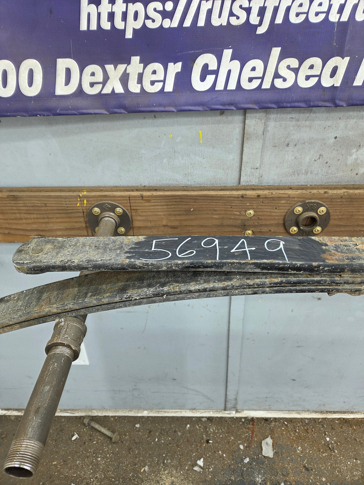 2007-2013 Chevrolet Silverado / GMC Sierra 1500 Rear Leaf Spring - 1