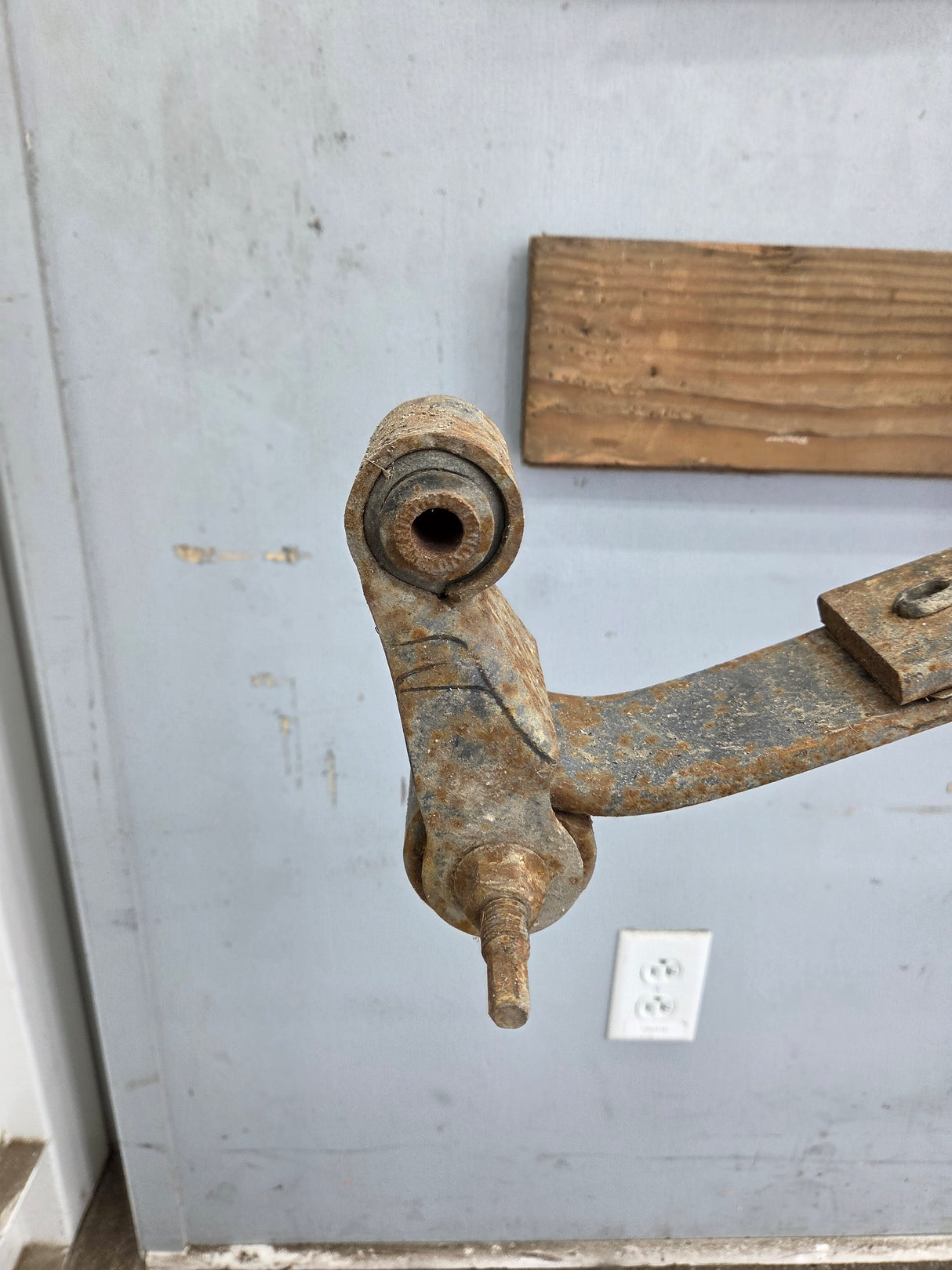 2007-2013 Chevrolet Silverado / GMC Sierra 1500 Rear Leaf Spring - 1