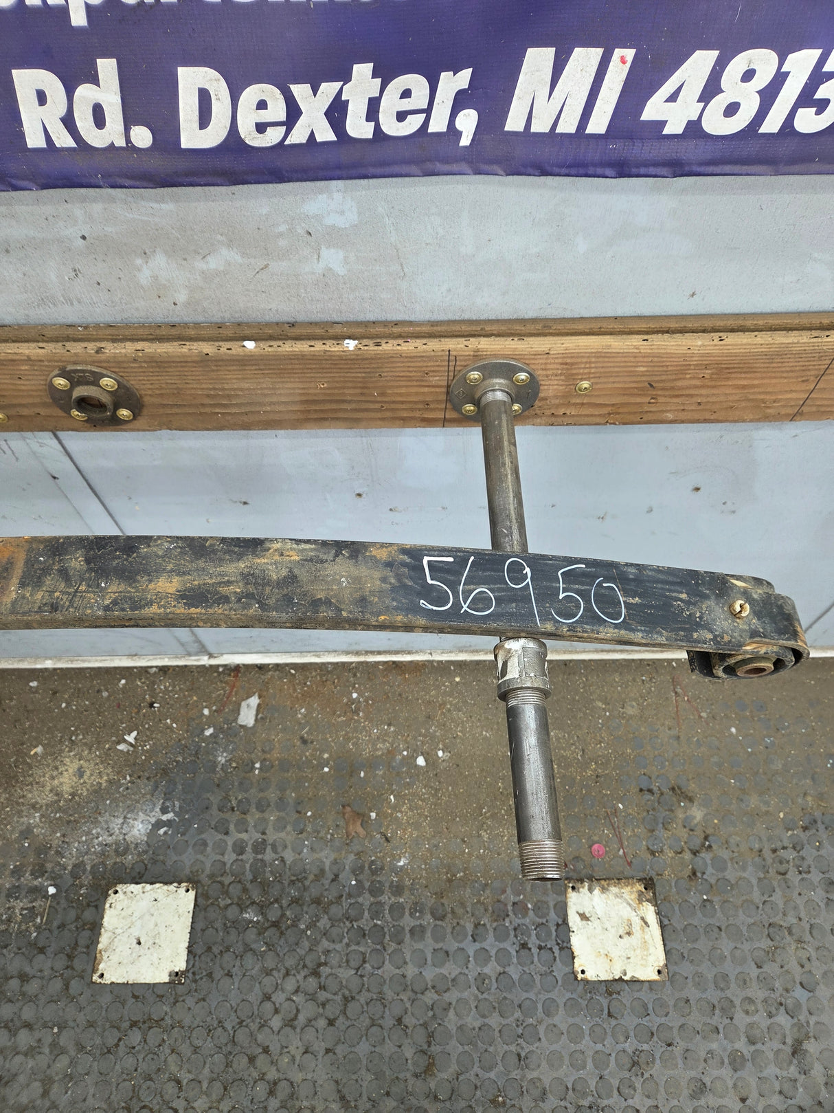 1999-2004 Ford F250 F350 Super Duty Excursion Front Leaf Spring