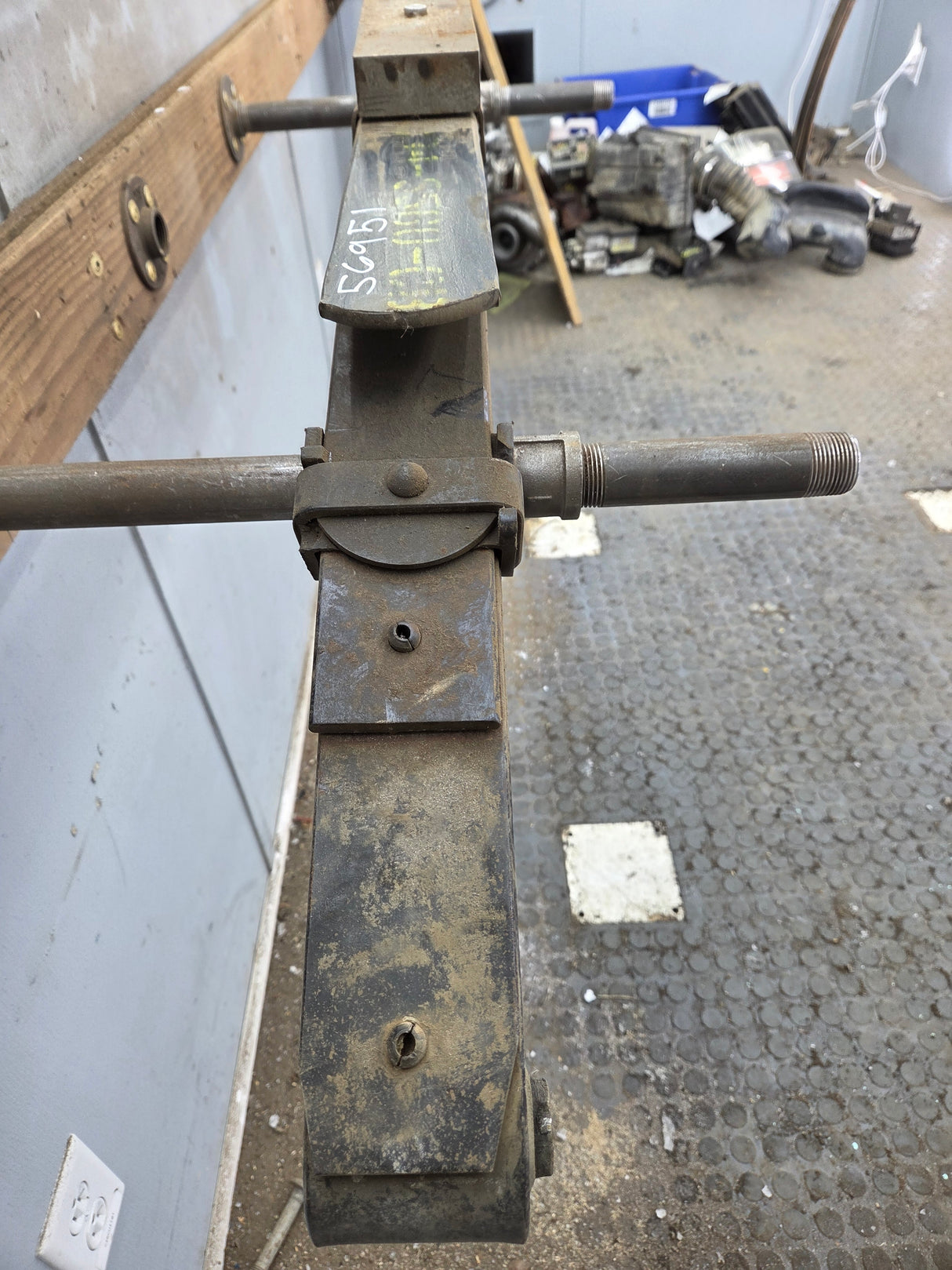 1999-2007 Ford F250 F350 Super Duty Rear Leaf Spring (1)