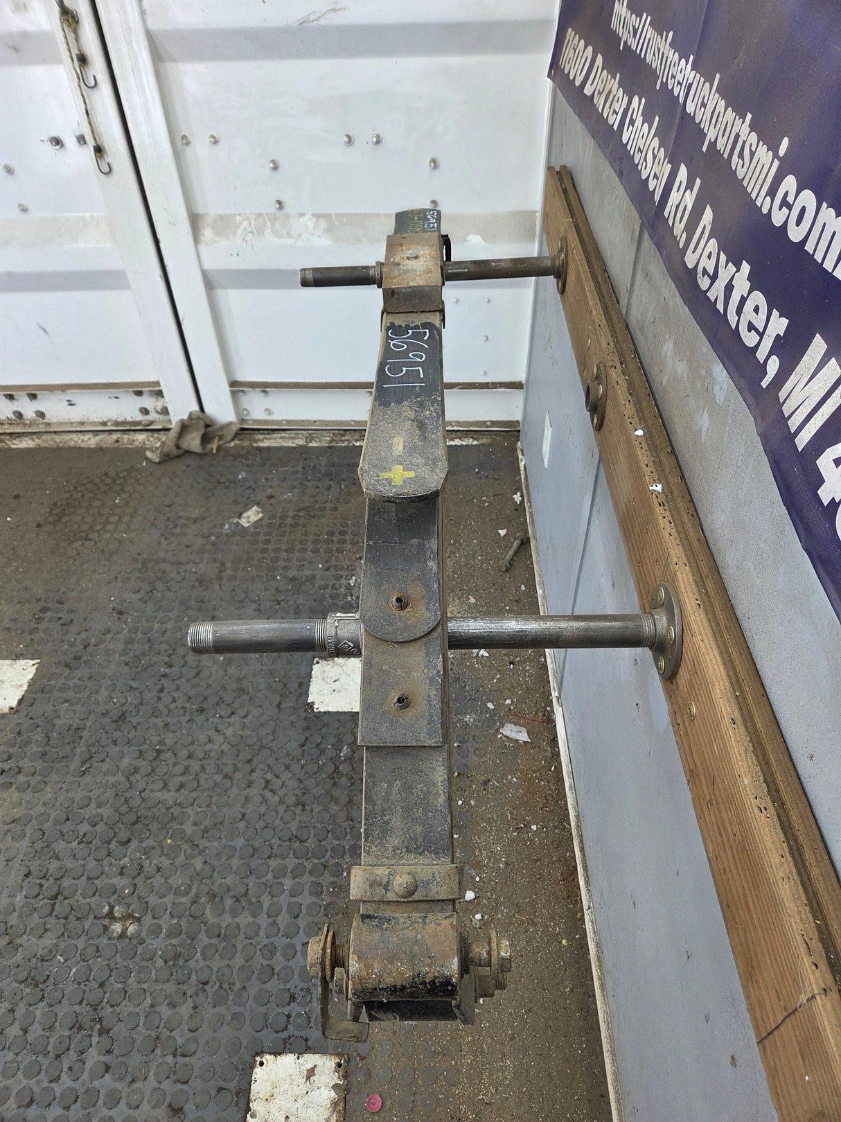 1999-2007 Ford F250 F350 Super Duty Rear Leaf Spring (1)