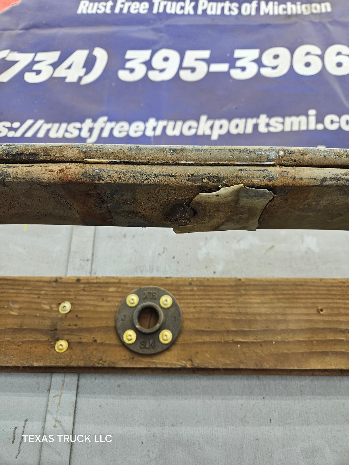 1999-2004 Ford F250 F350 Super Duty Excursion Front Leaf Spring