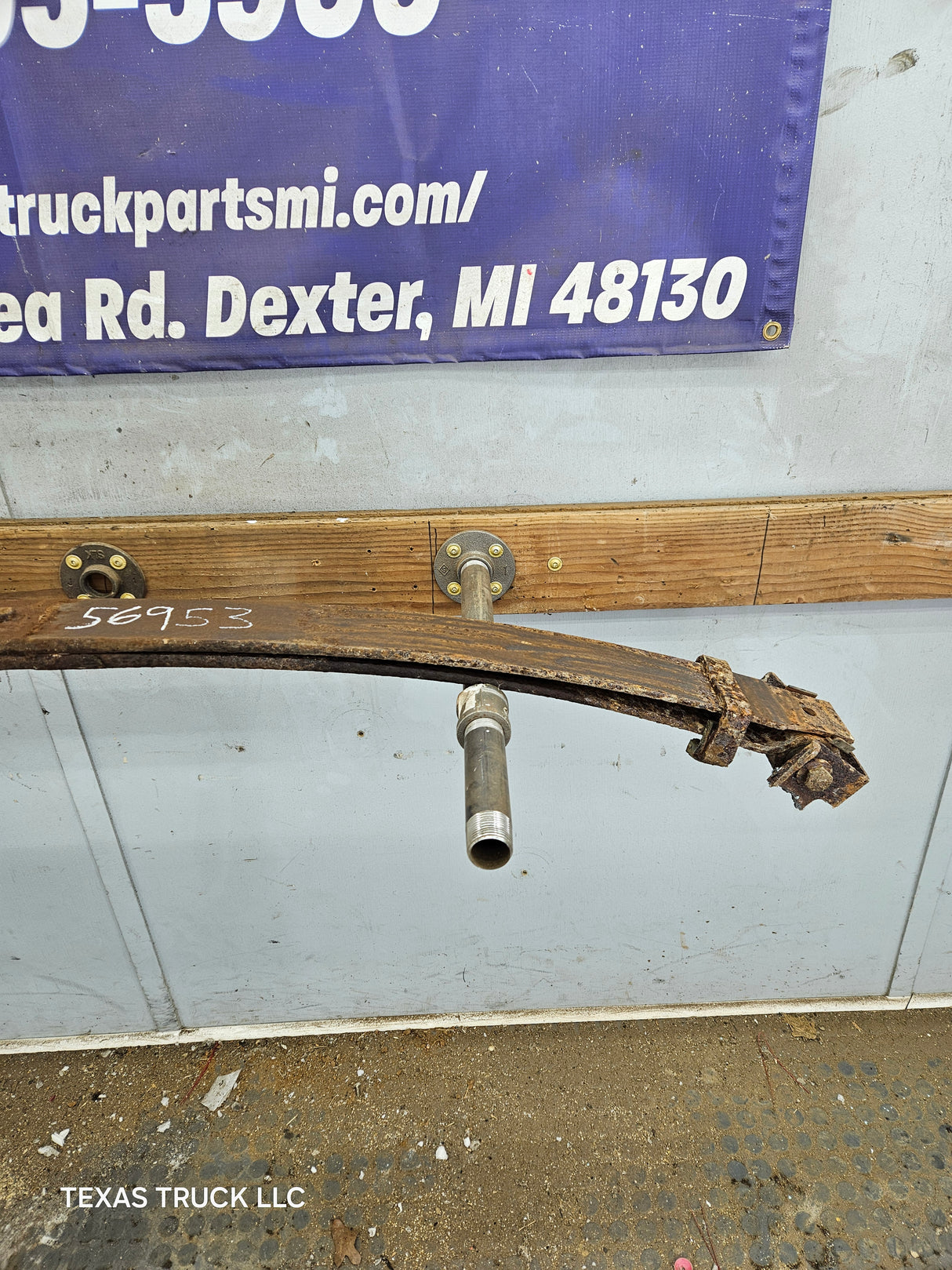 1999-2004 Ford F250 F350 Super Duty Excursion Front Leaf Spring