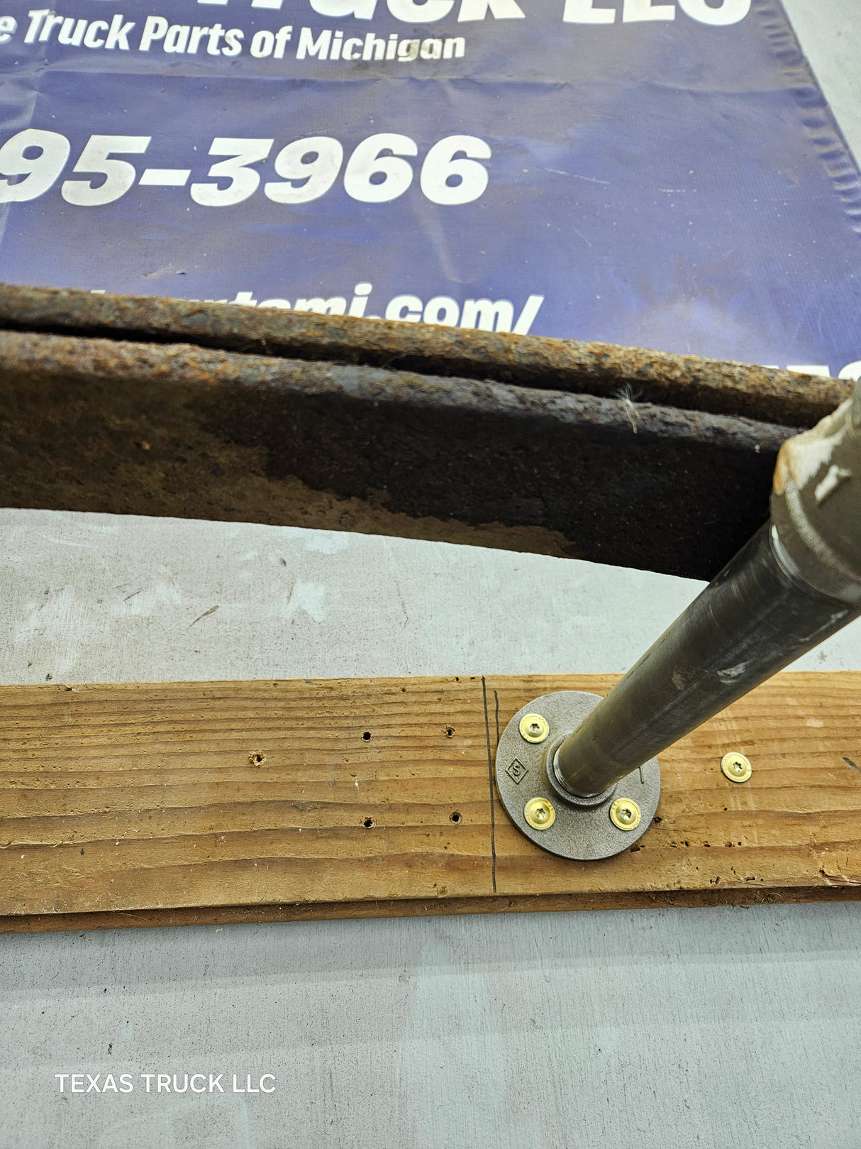 1999-2004 Ford F250 F350 Super Duty Excursion Front Leaf Spring