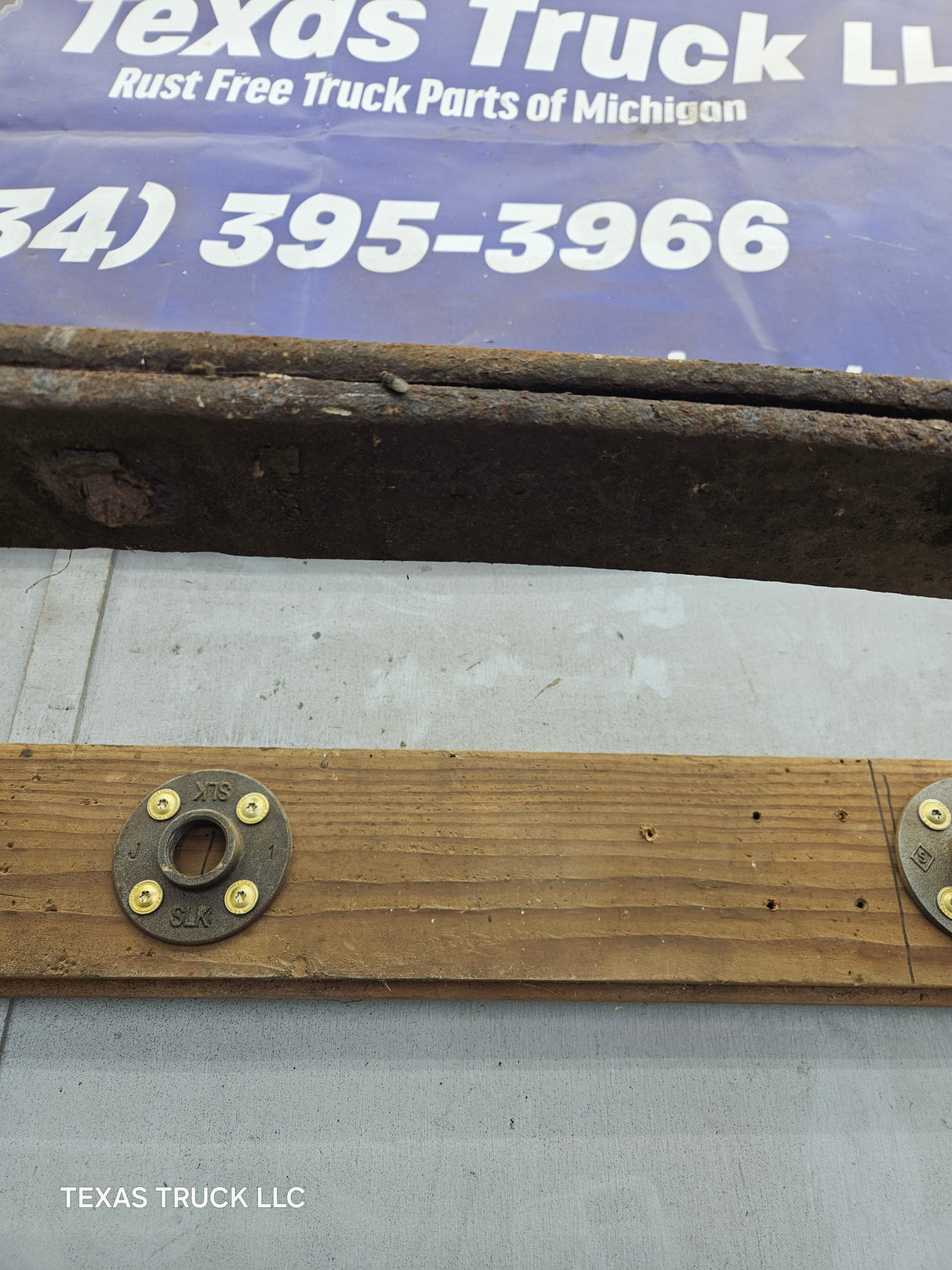 1999-2004 Ford F250 F350 Super Duty Excursion Front Leaf Spring