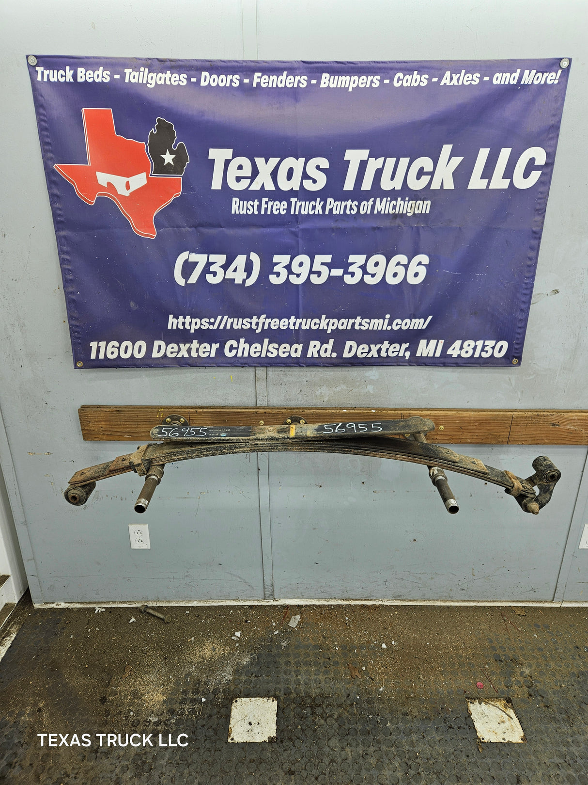 1999-2007 Ford F250 F350 Super Duty Rear Leaf Spring - 1