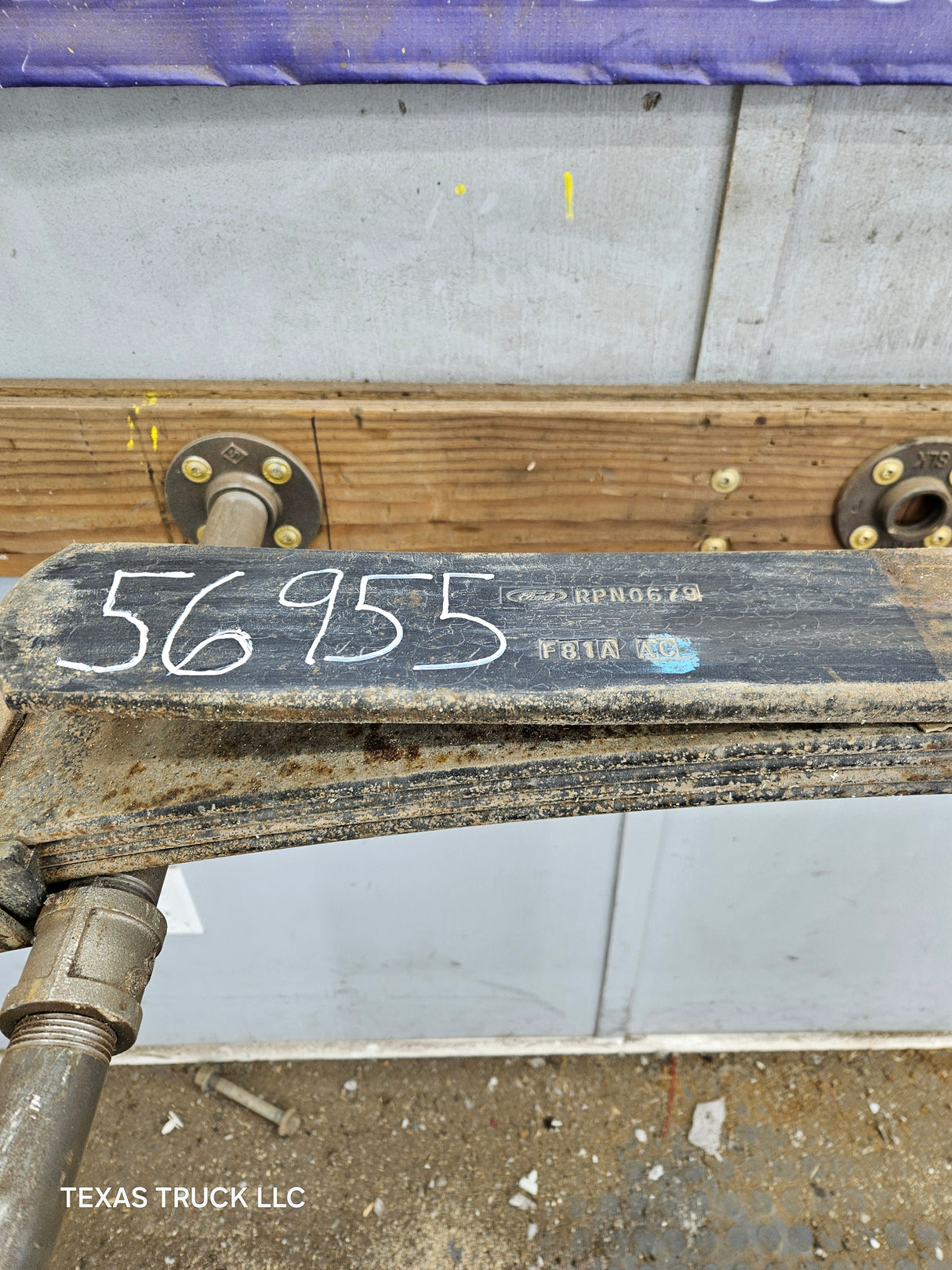 1999-2007 Ford F250 F350 Super Duty Rear Leaf Spring - 1