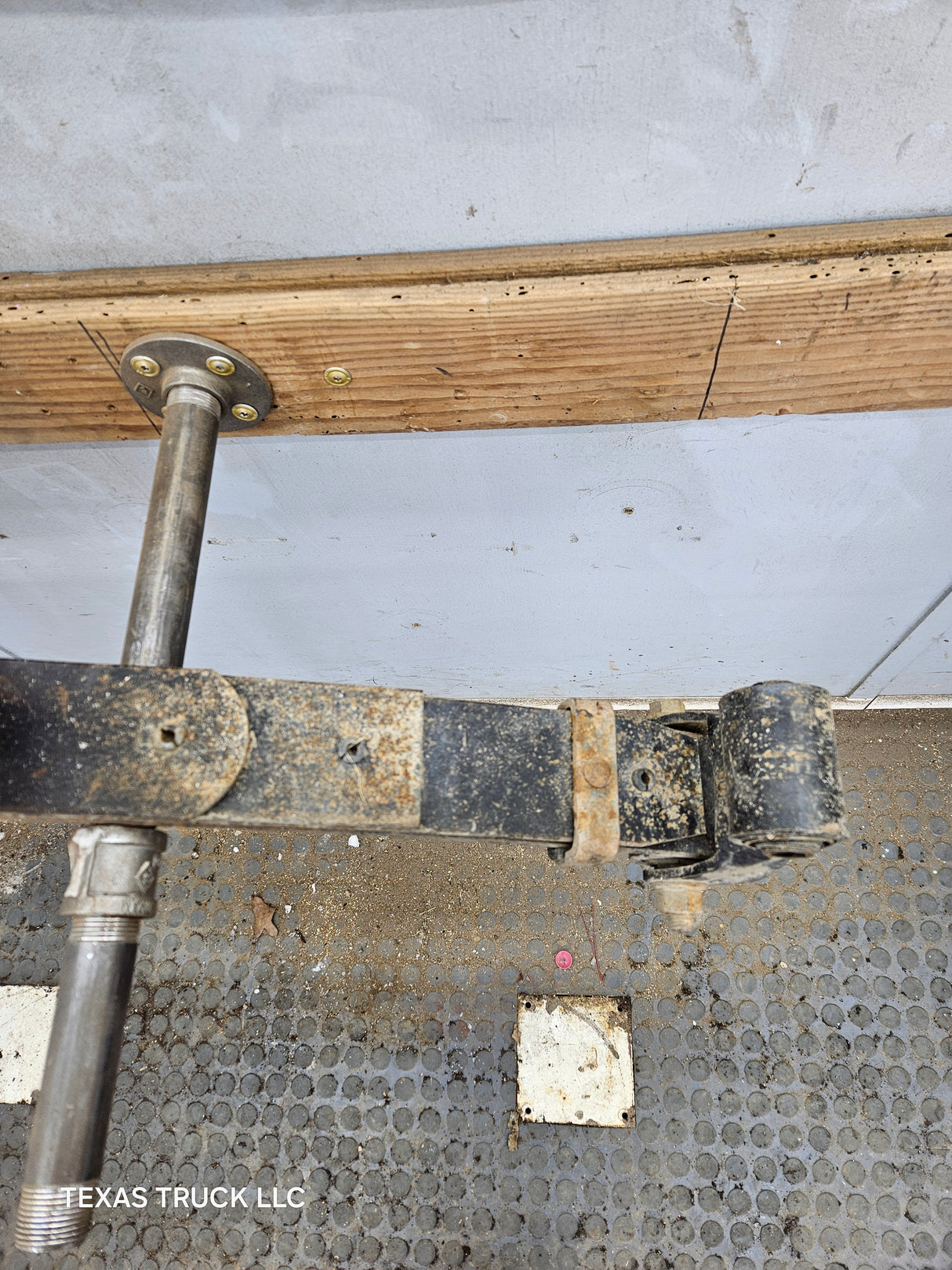 1999-2007 Ford F250 F350 Super Duty Rear Leaf Spring - 1