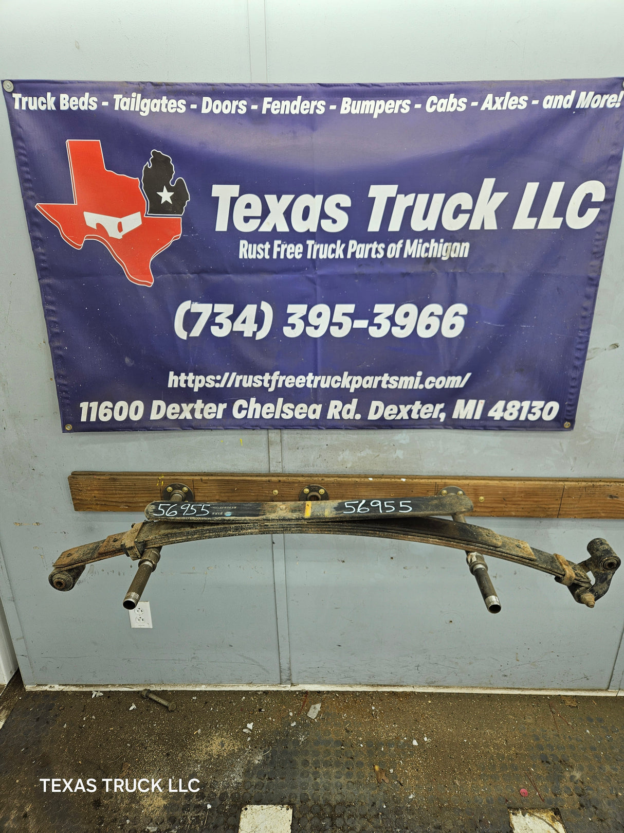 1999-2007 Ford F250 F350 Super Duty Rear Leaf Spring - 1