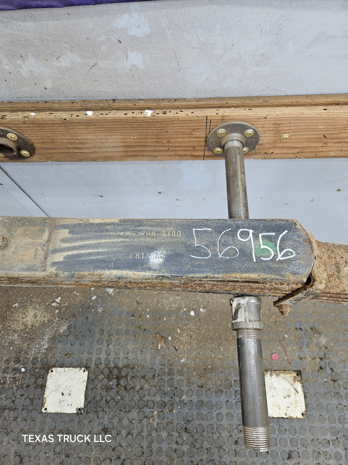 1999-2007 Ford F250 F350 Super Duty Rear Leaf Spring - 1