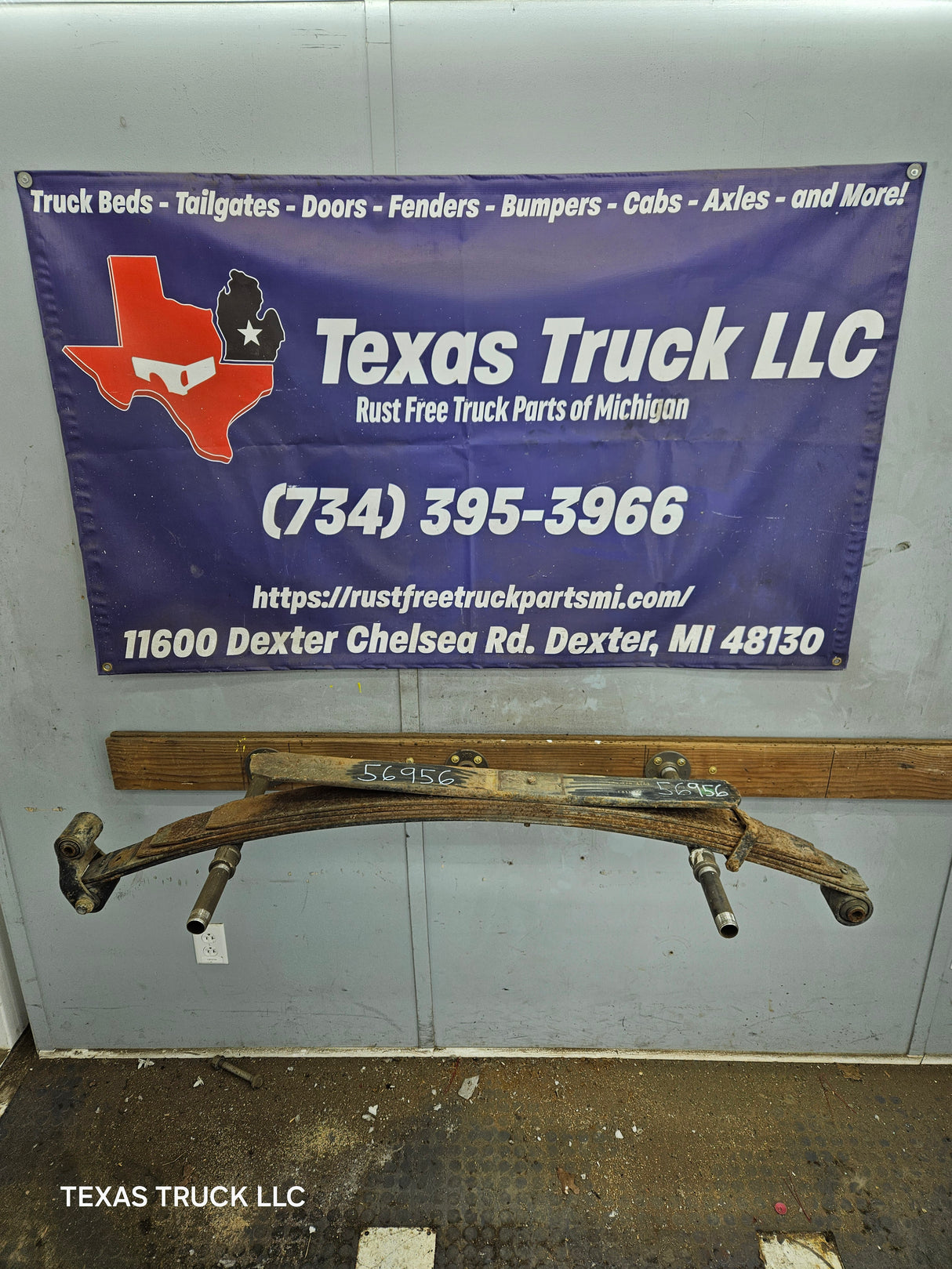 1999-2007 Ford F250 F350 Super Duty Rear Leaf Spring - 1
